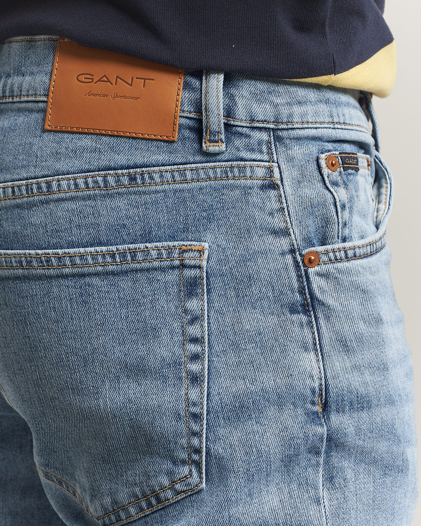 Heren | Broeken | Gant | Regular Fit Jeans Semi Light Blue Worn In