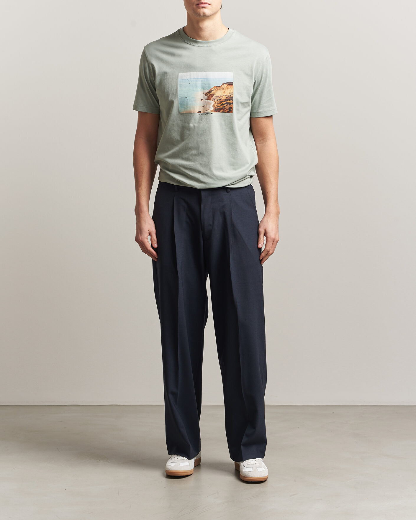 Heren | T-shirts | Gant | Scenery Graphic Crew Neck T-Shirt Ceramic Grey
