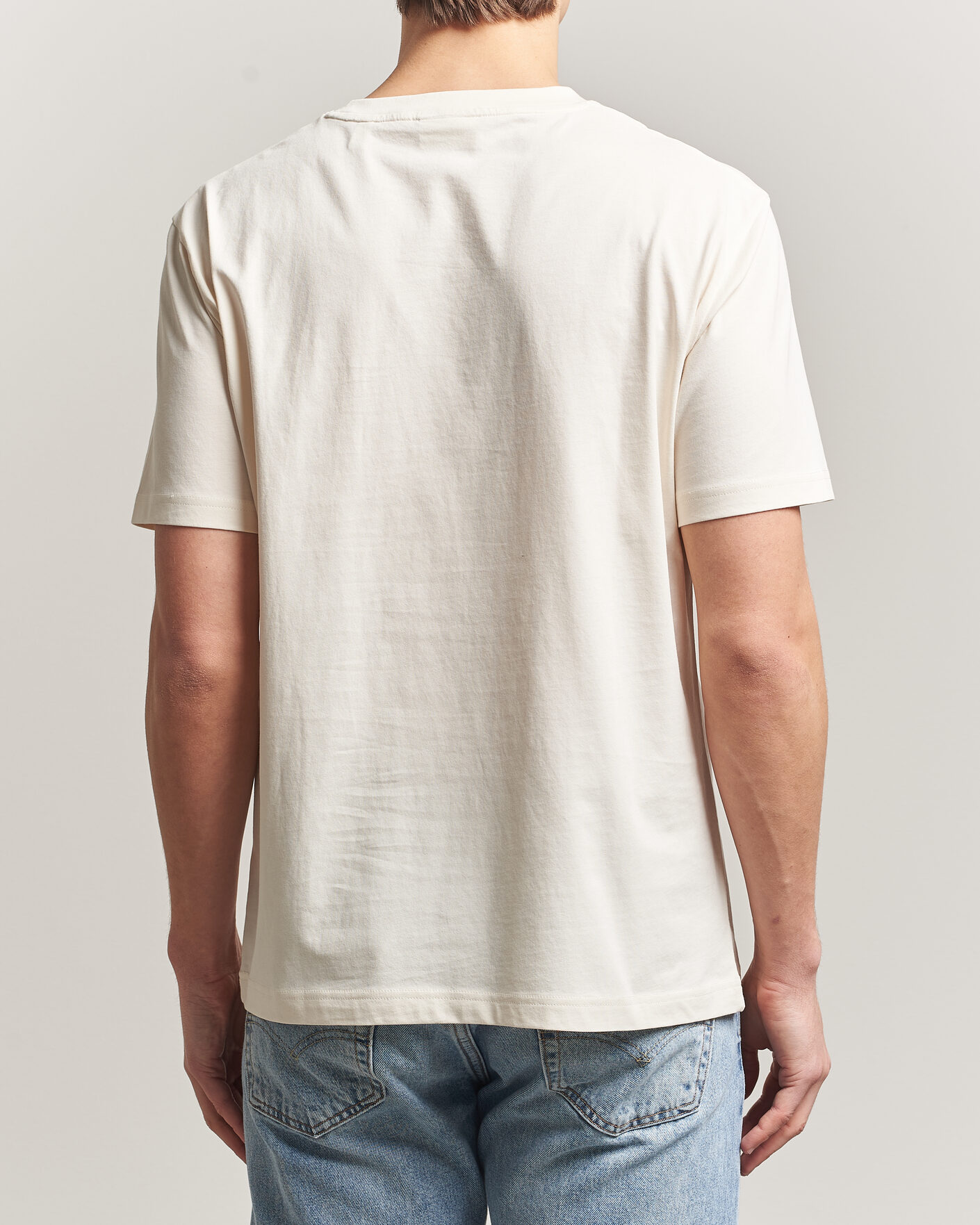Heren | T-shirts | Gant | Scenery Graphic Crew Neck T-Shirt Cream