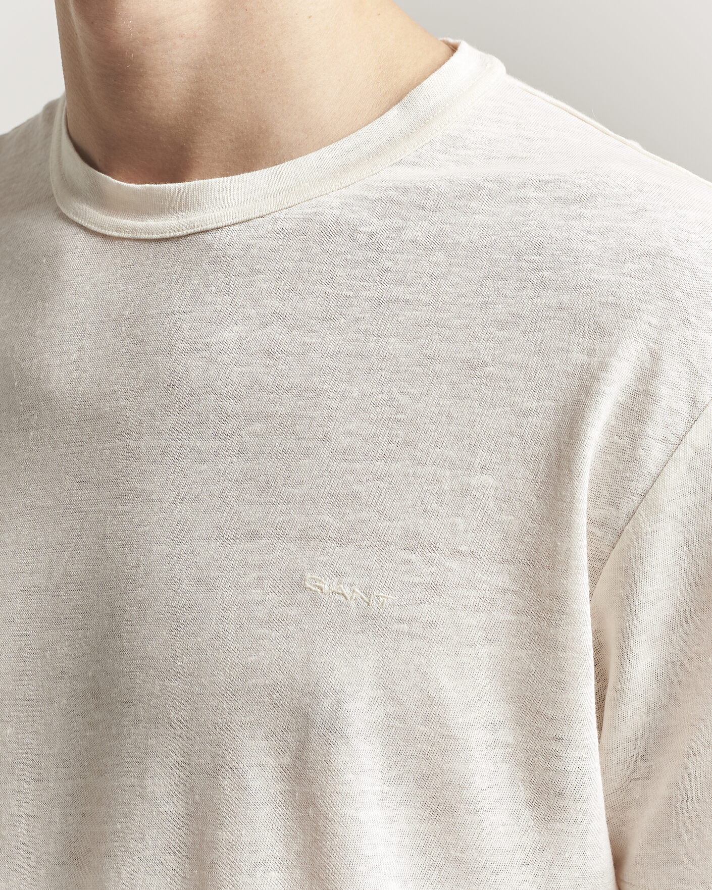 Heren | T-shirts | Gant | Linen T-Shirt Creamed White