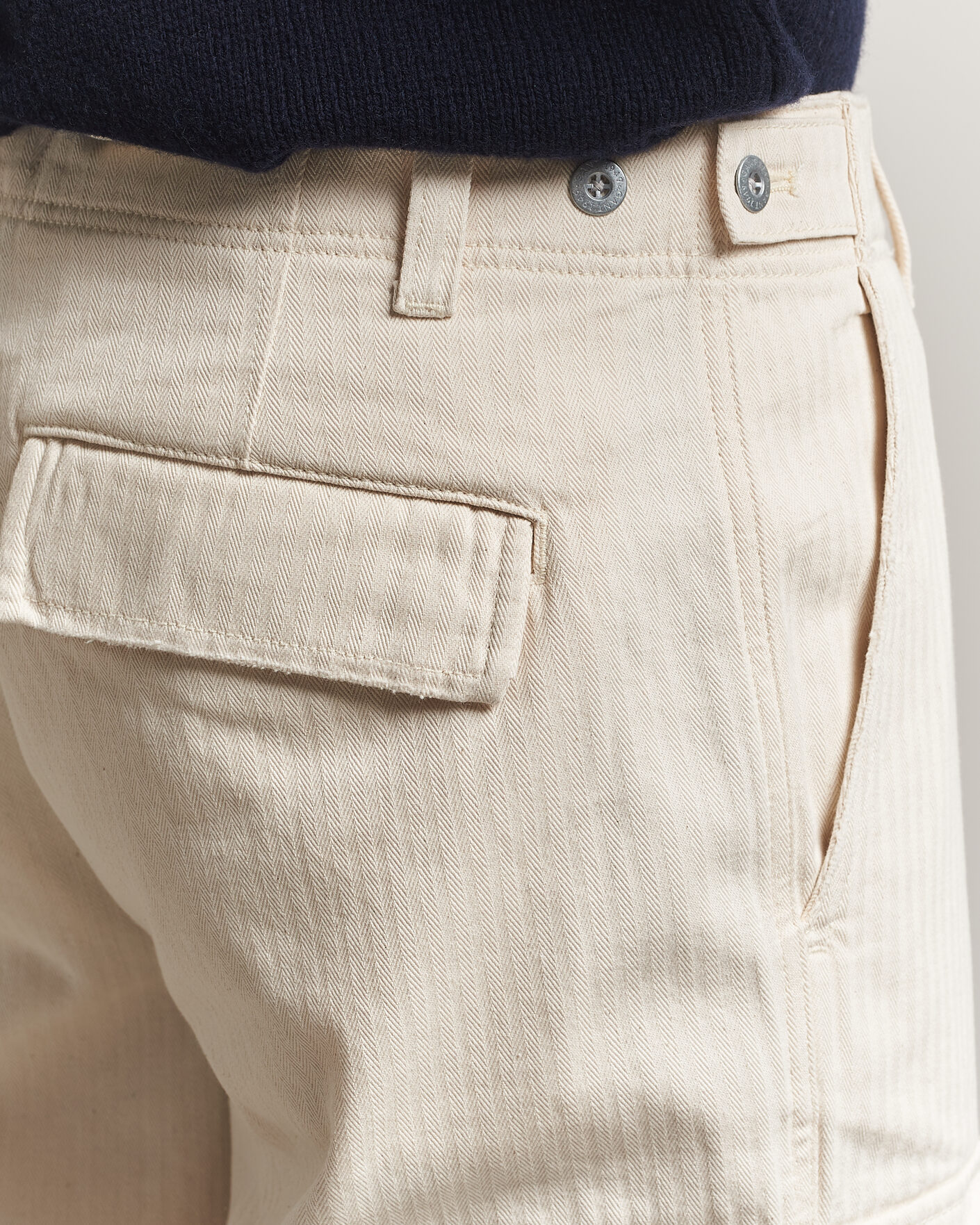 Heren | Broeken | GANT | Relaxed Fit Herringbone Cargo Pants Creamed White