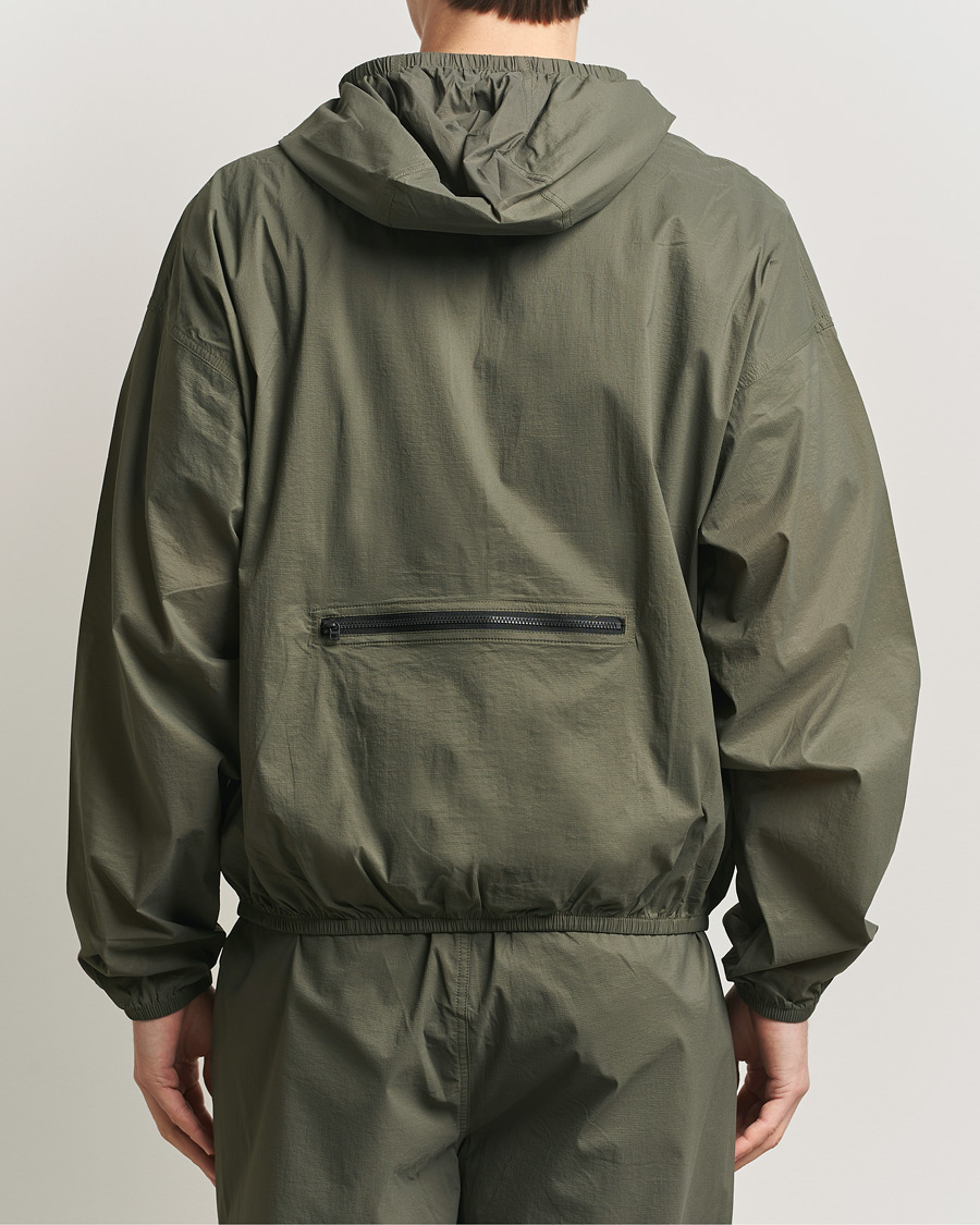 Heren | Jassen | The North Face | Red Box Packable Wind Jacket New Taupe Green