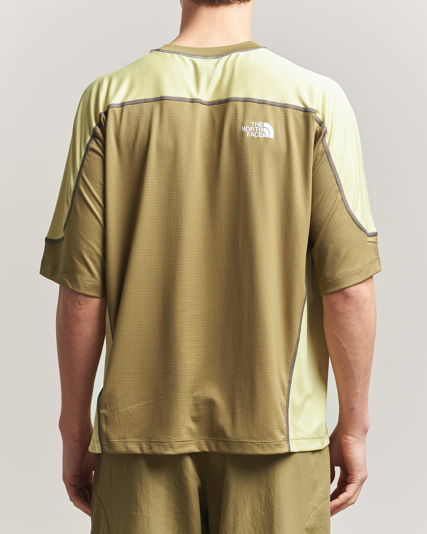 Heren | T-shirts | The North Face | NSE Lightrange T-Shirt Cedar