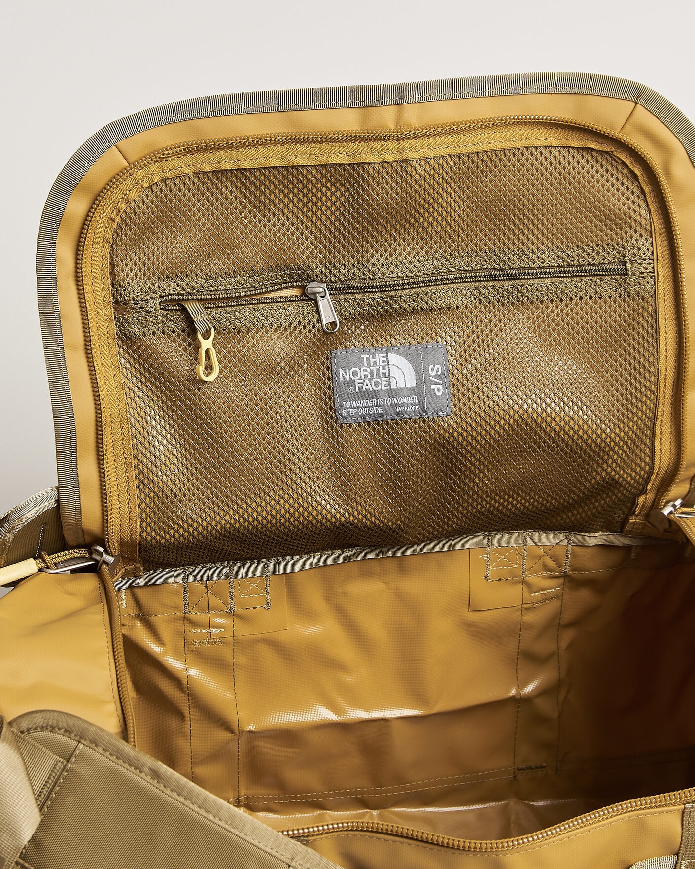 Heren | Tassen | The North Face | Base Camp Duffel S Golden Tan
