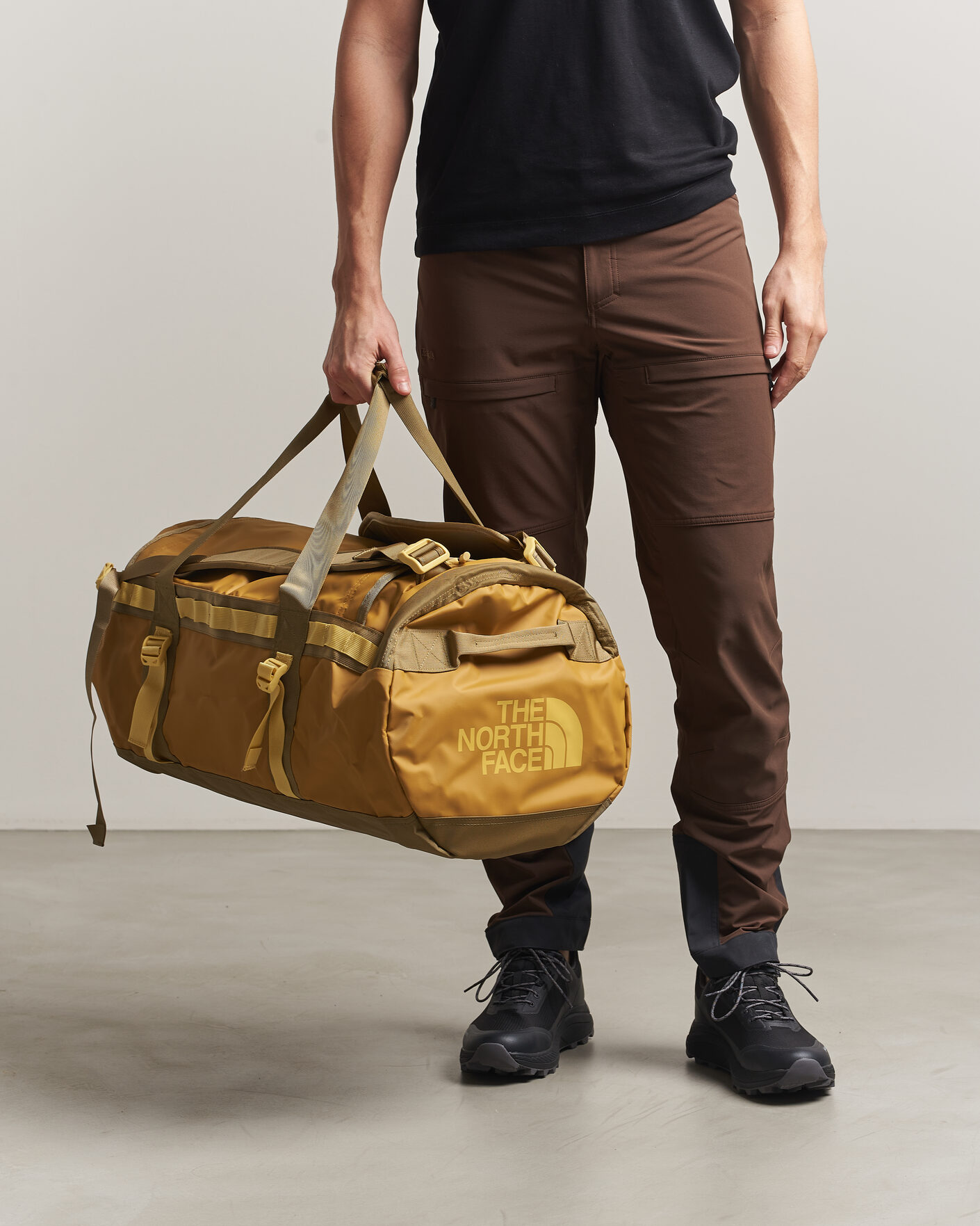 Heren | Tassen | The North Face | Base Camp Duffel M Golden Tan