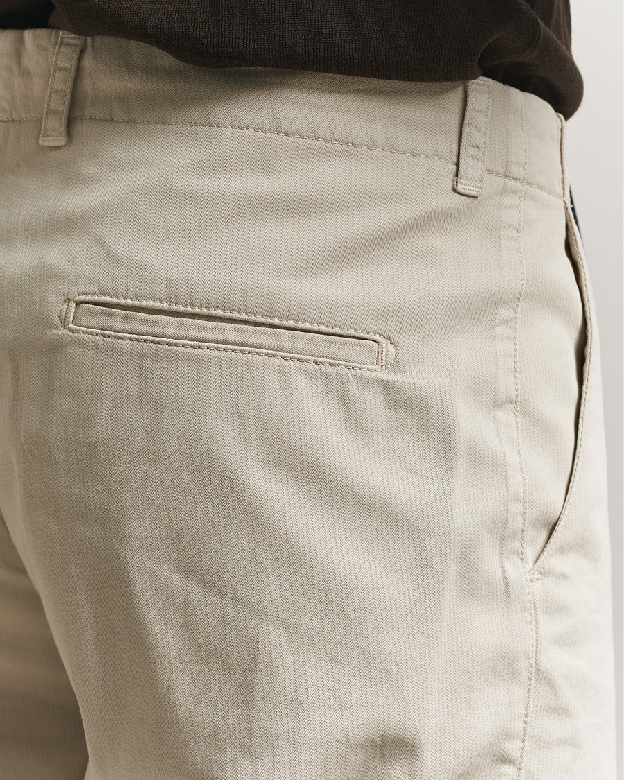 Heren | Broeken | Boglioli | Regular Fit Cotton Chinos Beige