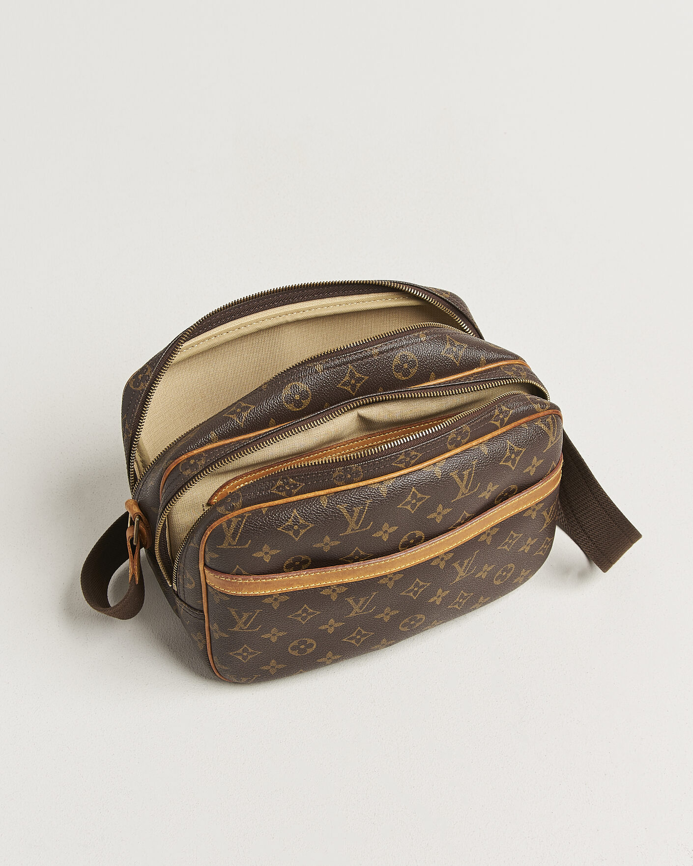 Heren | Pre-Owned & Vintage Bags | Louis Vuitton Pre-Owned | Reporter Bag PM Monogram