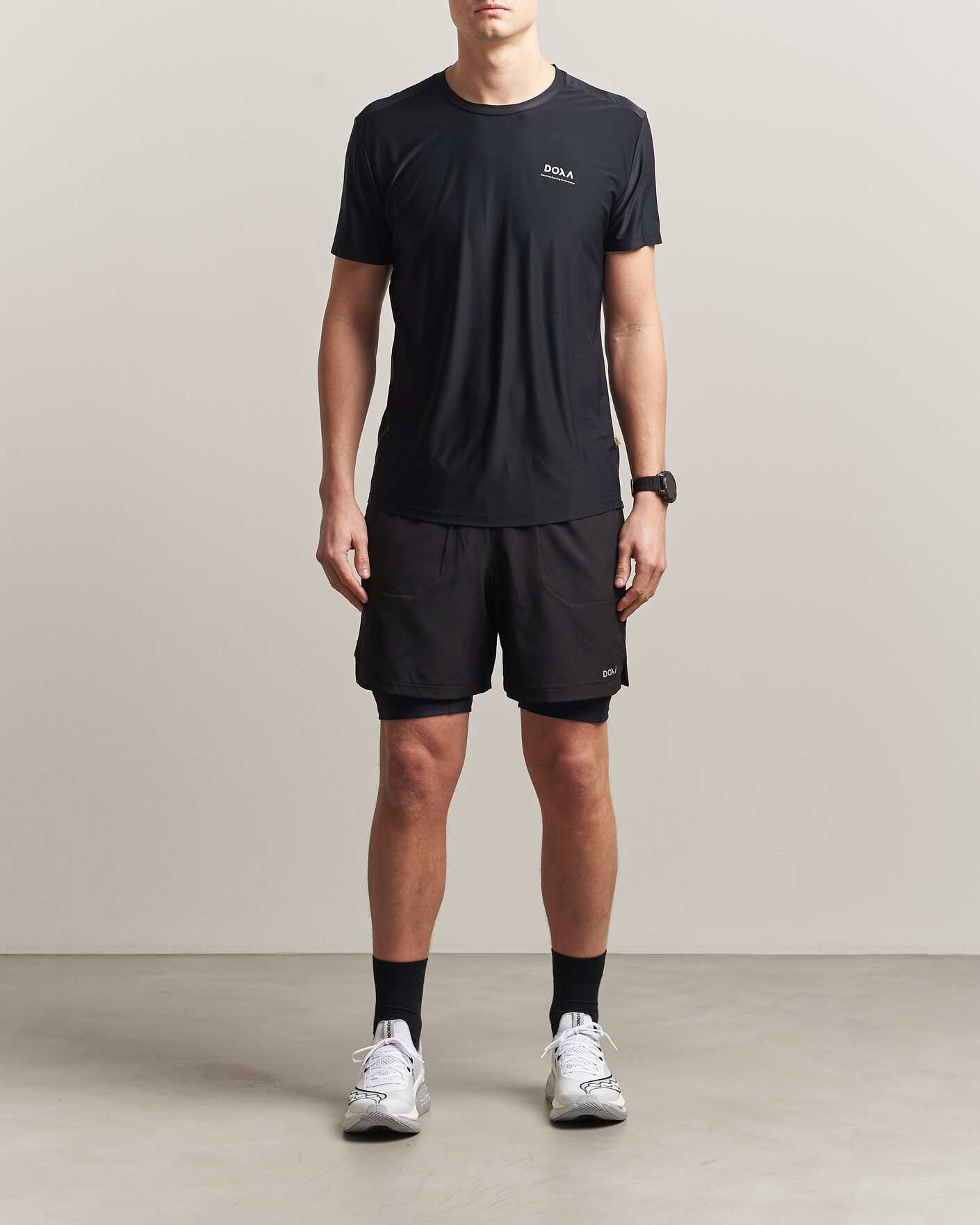 Heren | T-shirts | DOXA | Rerun Short Sleeve T-Shirt Black