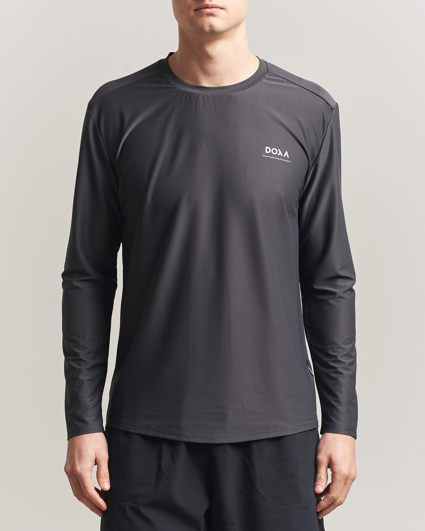 Heren | T-shirts | DOXA | Rerun Long Sleeve T-Shirt Raven