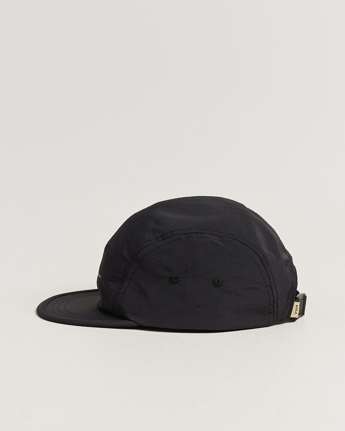 Heren | Hoeden en petten | DOXA | Rerun 5-Panel Cap Black