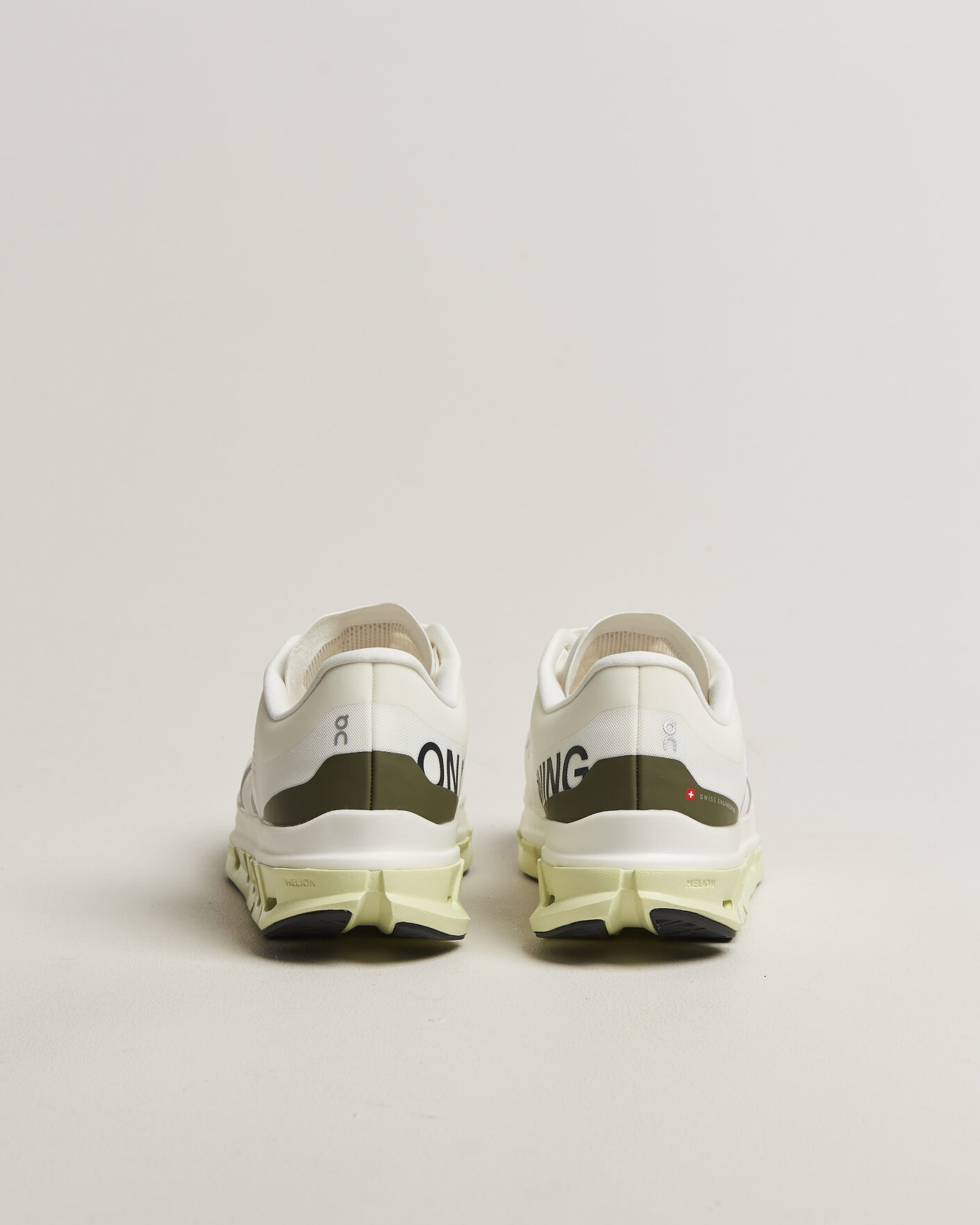 Heren | Hardloopschoenen | On | Cloudflow 5 Ivory/Linen