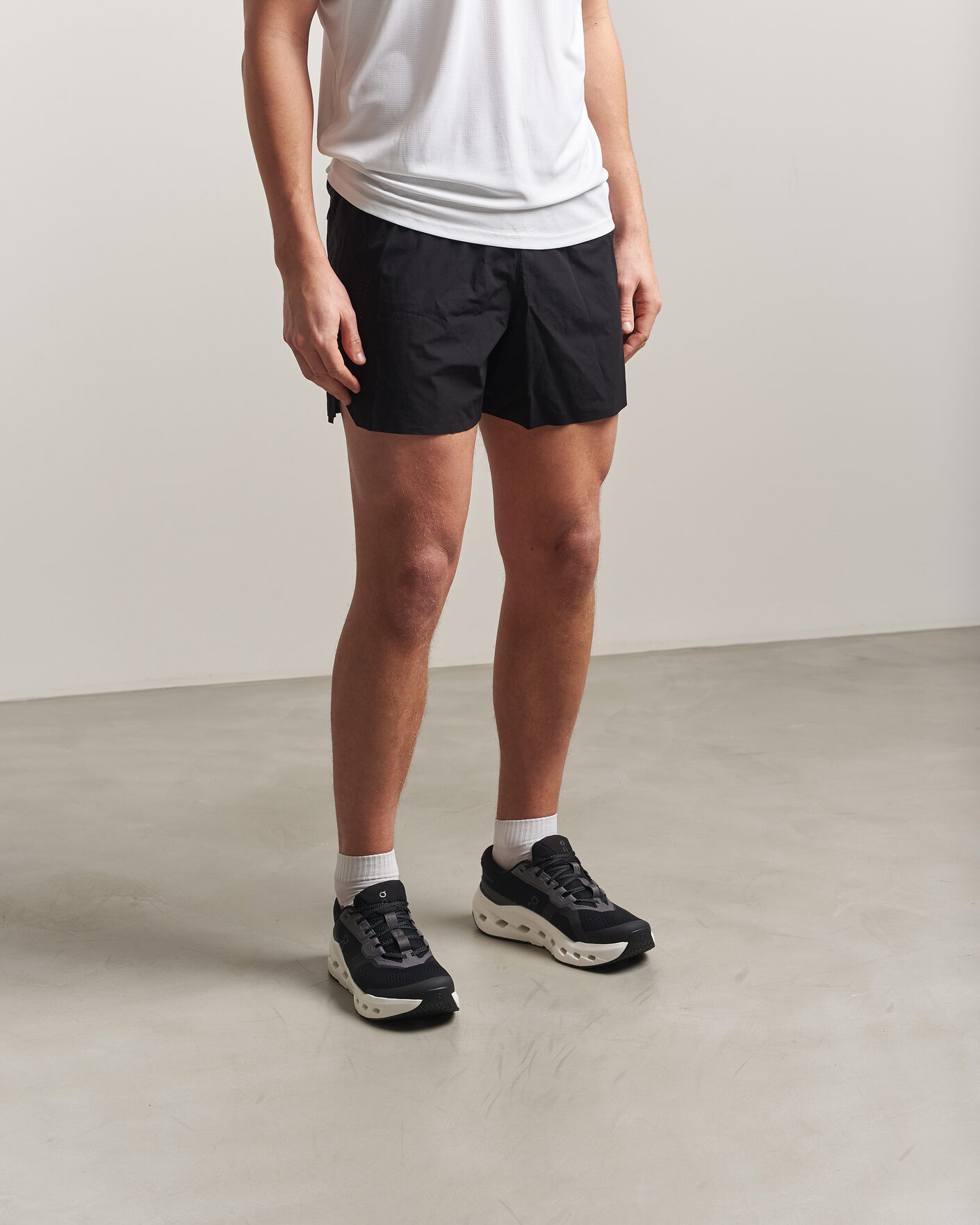 Heren | Hardloopschoenen | On | Cloudrunner 3 Black/Ivory