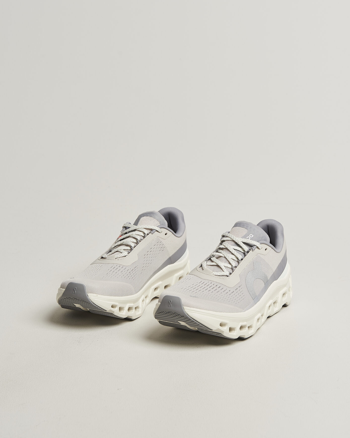 Heren | Hardloopschoenen | On | Cloudmonster 1 Pearl/Ivory