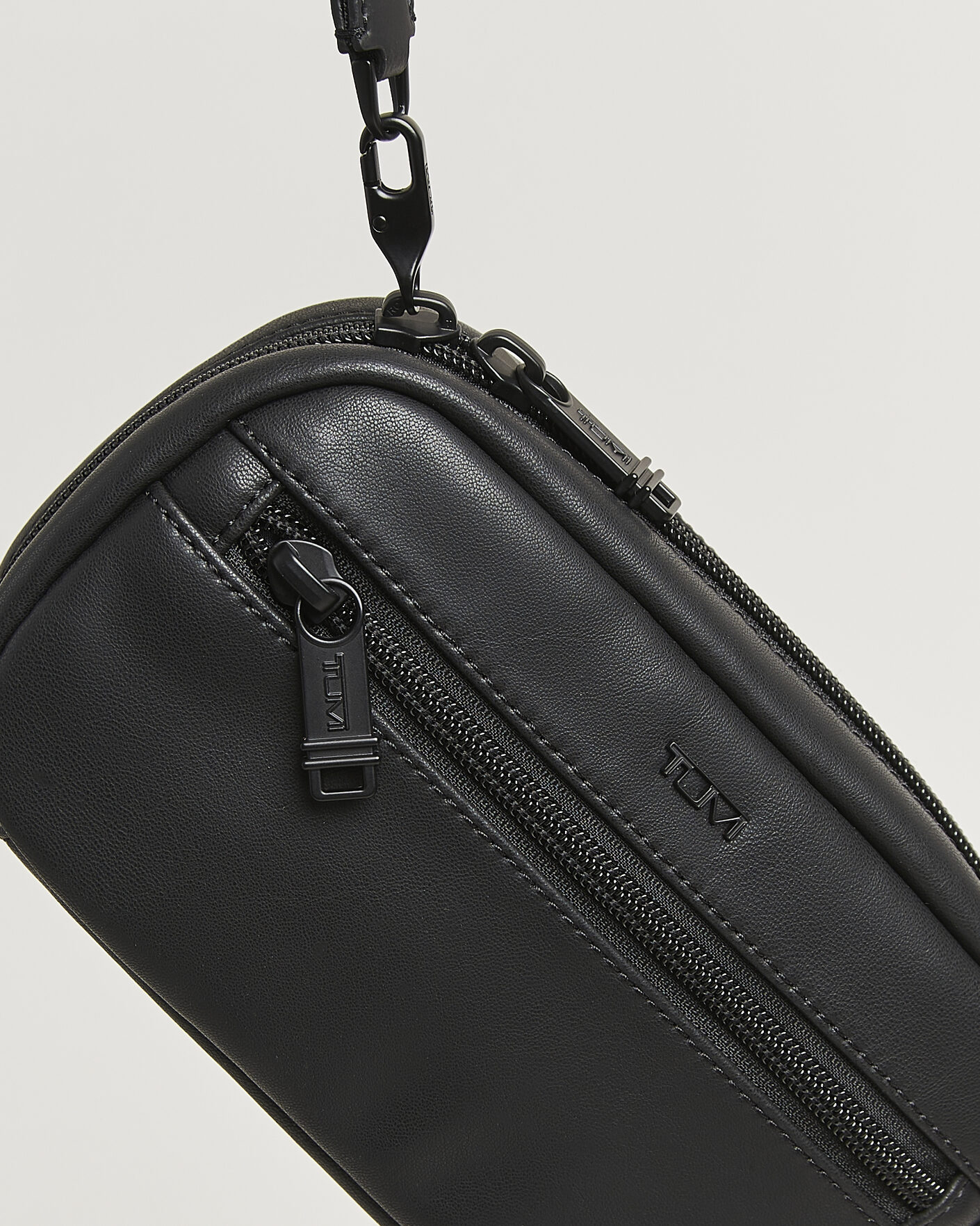 Heren | Tassen | TUMI | Leather Zip-Around Case Black