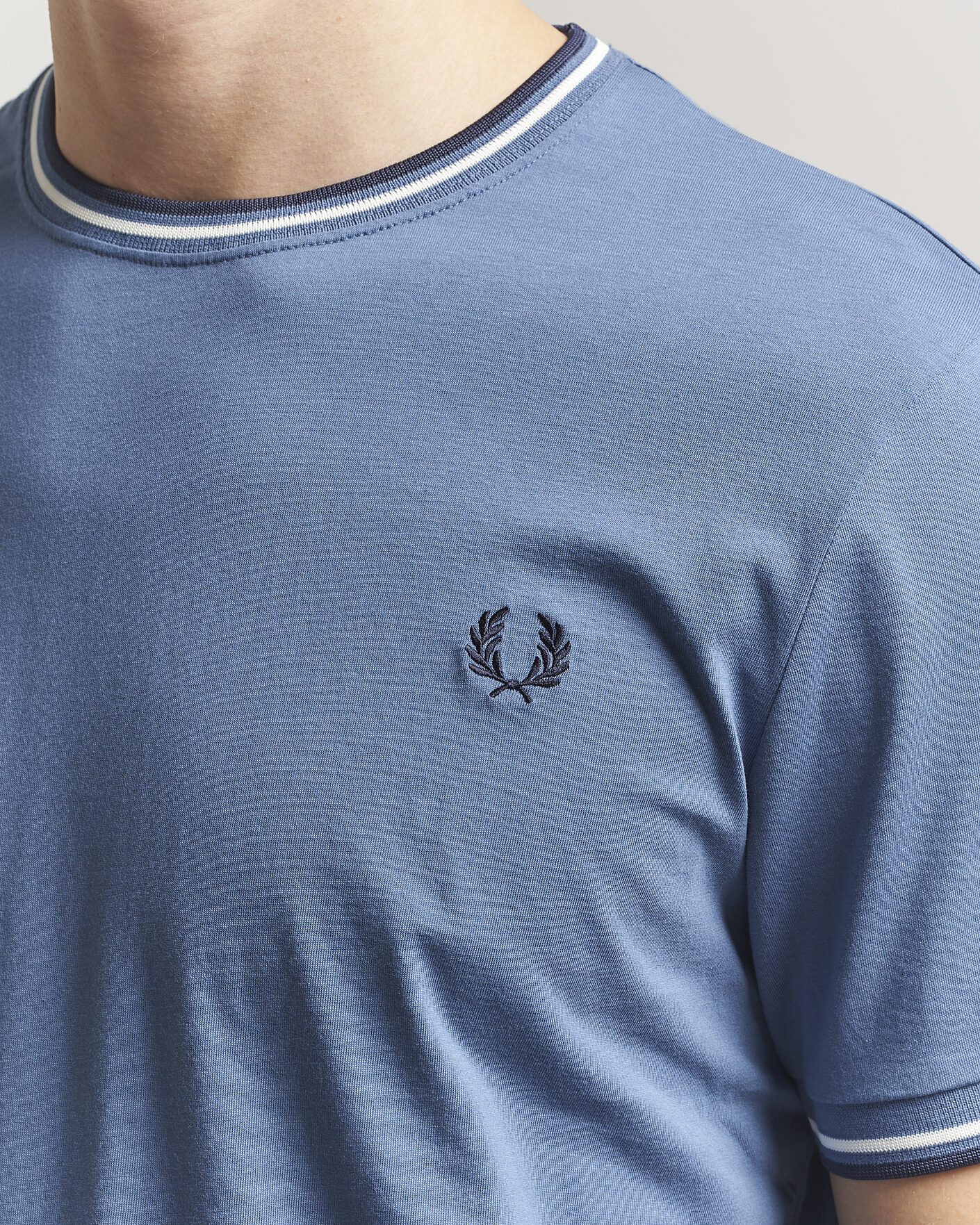Heren | T-shirts | Fred Perry | Twin Tipped T-Shirt Ace Blue