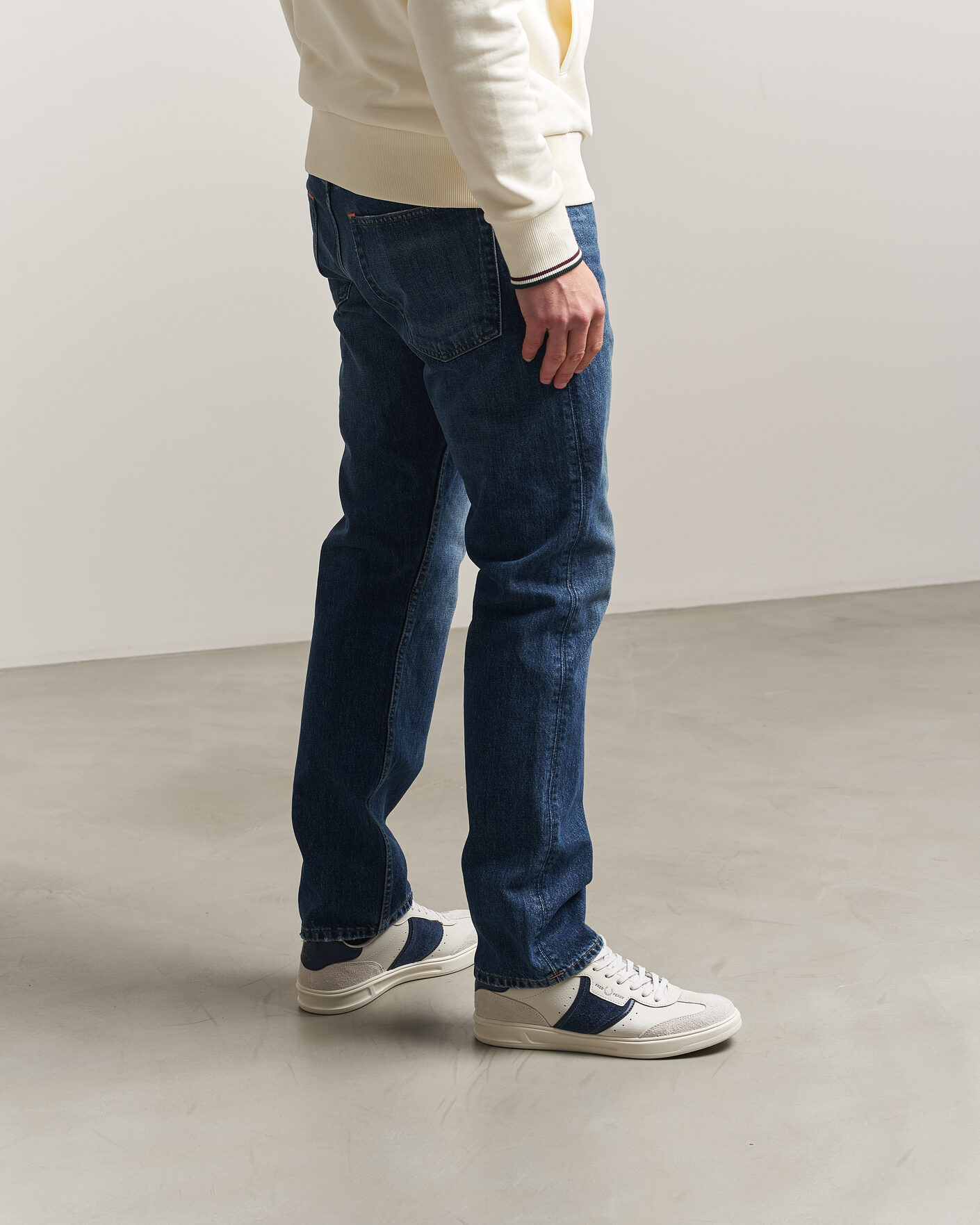 Heren | Sneakers | Fred Perry | B4 Leather/Suede Sneaker Porcelain/Navy