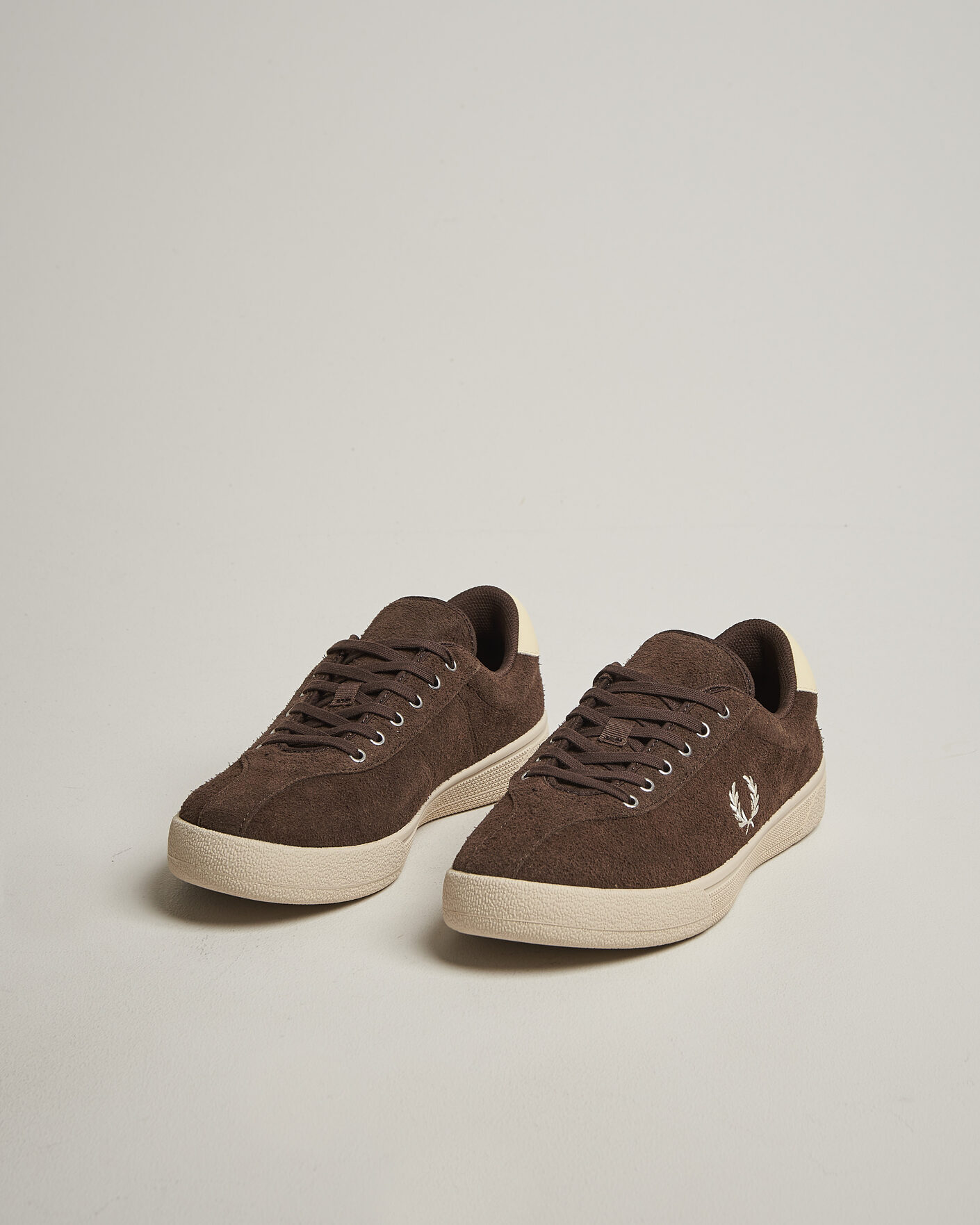 Heren | Sneakers | Fred Perry | Tennis Suede Sneaker Burnt Tobacco