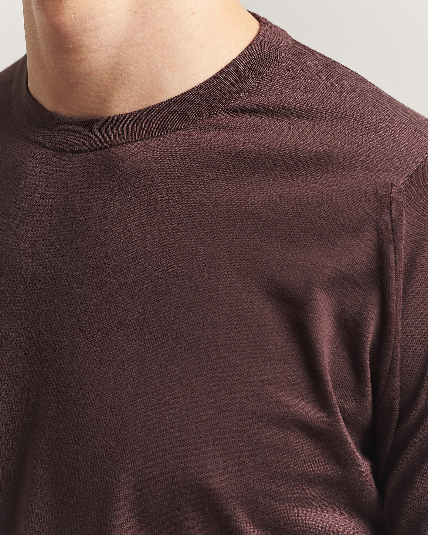 Heren | Truien | John Smedley | Rowland Sea Island Crew Neck Pullover Raisin Brown
