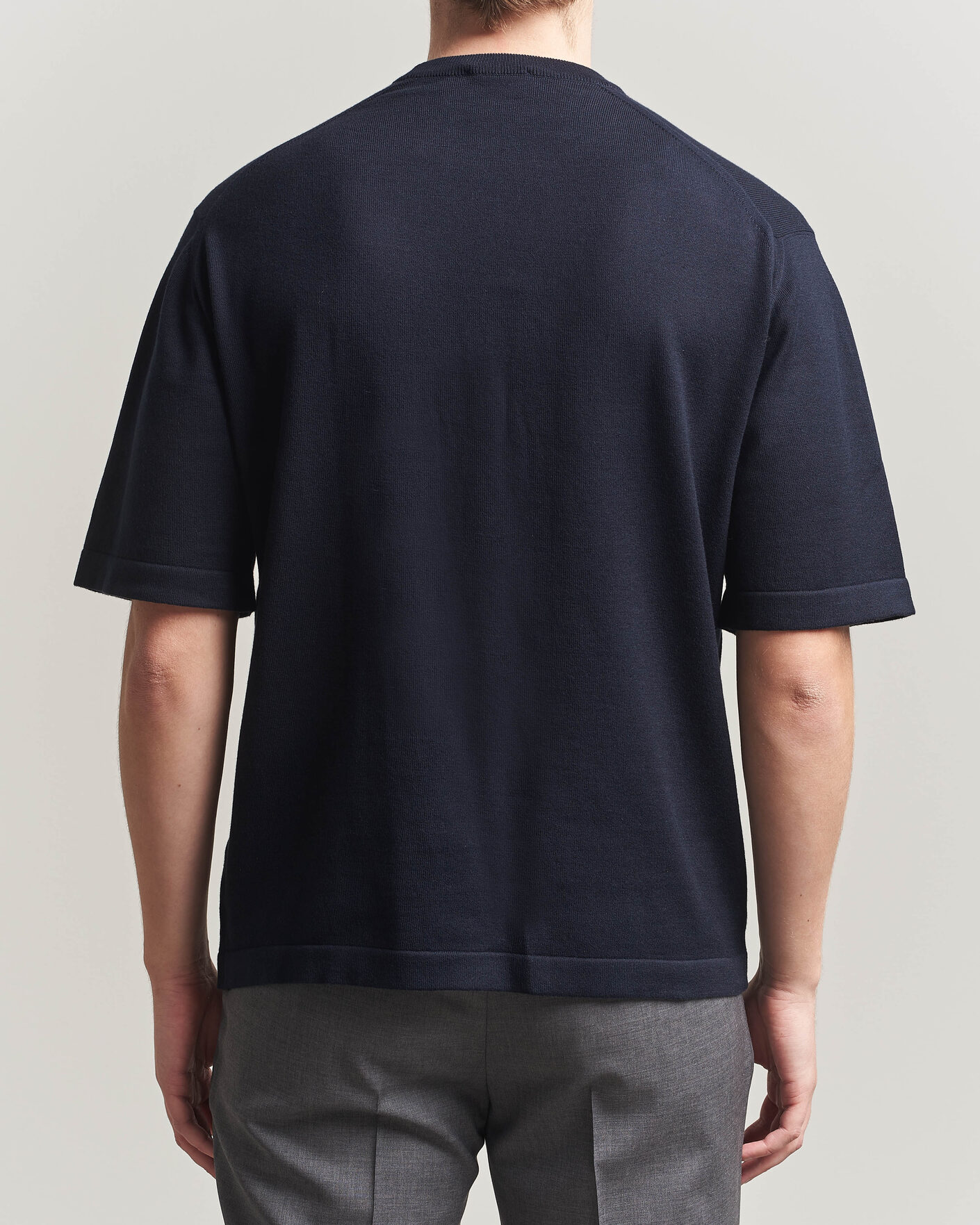 Heren | T-shirts | John Smedley | Tindall Sea Island Cotton T-Shirt Navy