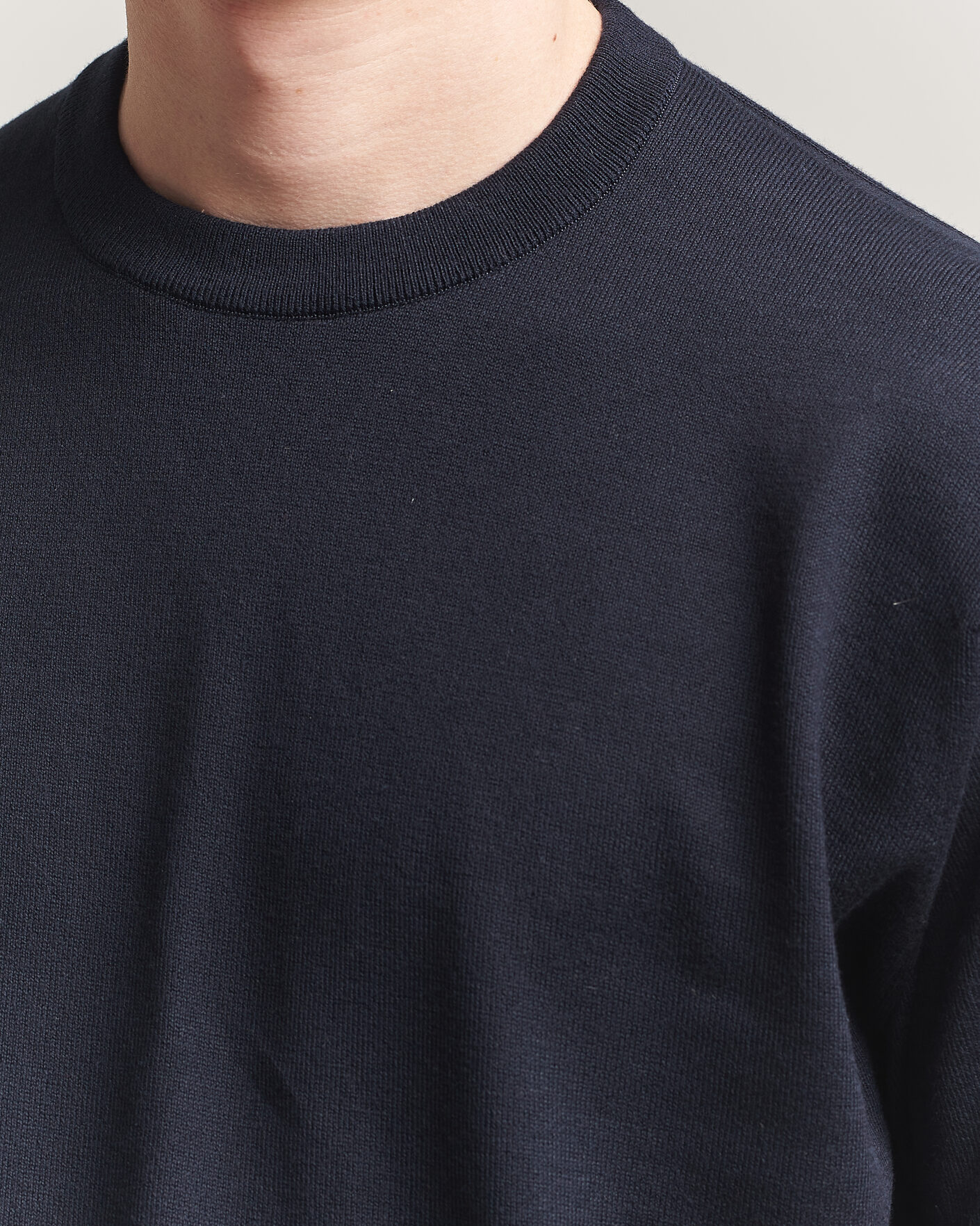 Heren | T-shirts | John Smedley | Tindall Sea Island Cotton T-Shirt Navy