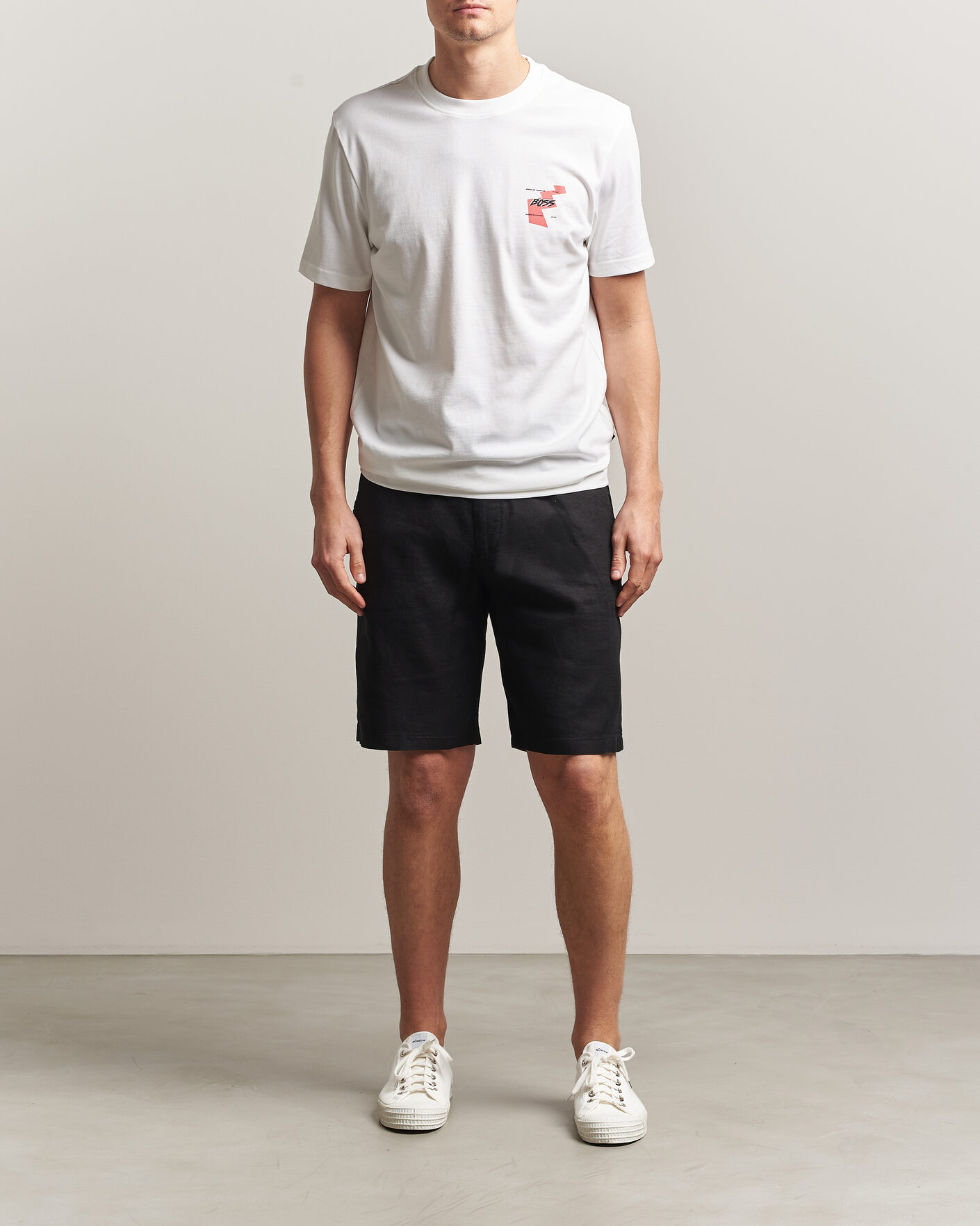 Heren | Korte broek | BOSS ORANGE | Tapered Linen Drawstring Shorts Black