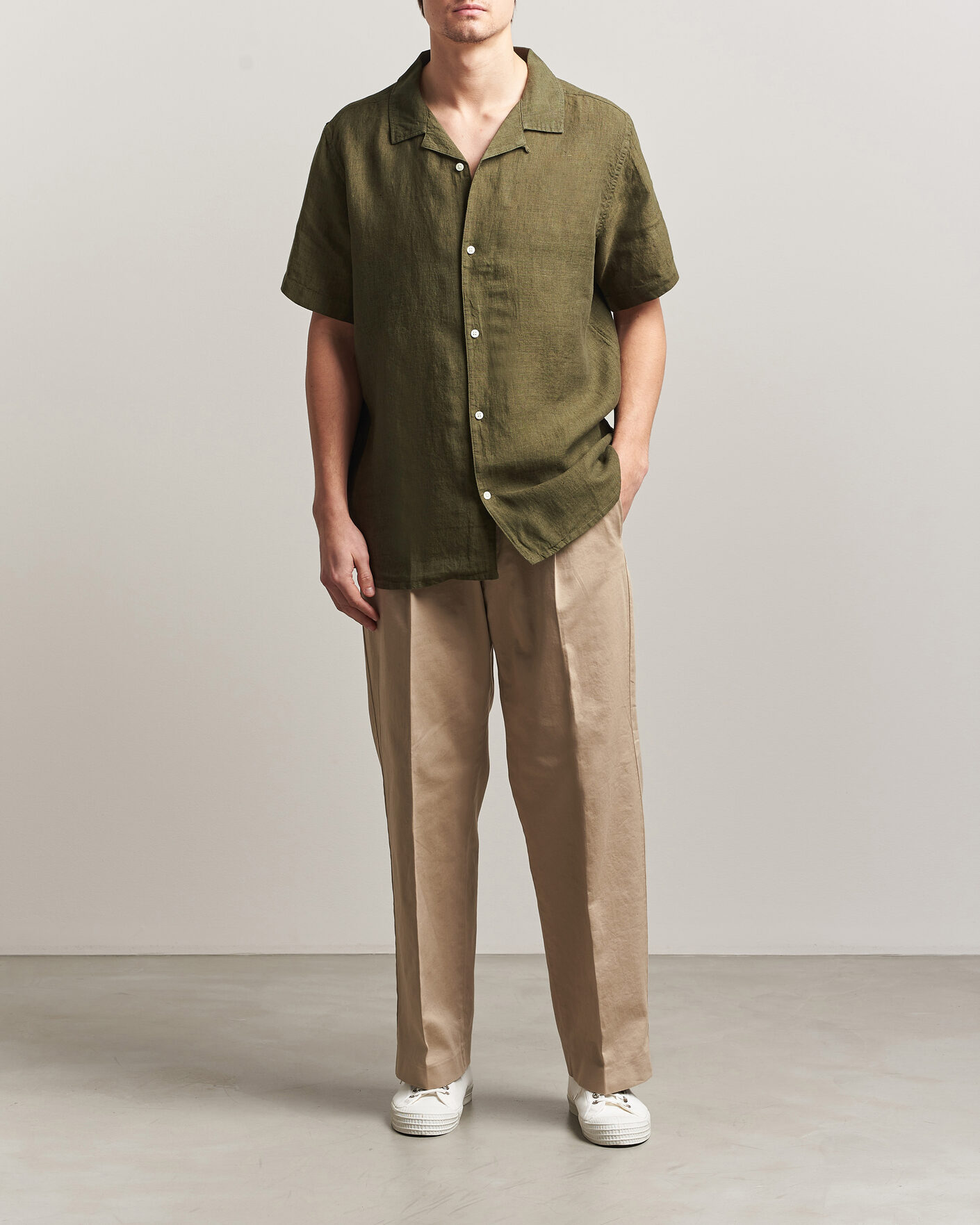 Heren | Overhemden | KnowledgeCotton Apparel | Short Sleeve Linen Resort Shirt Burnt Olive
