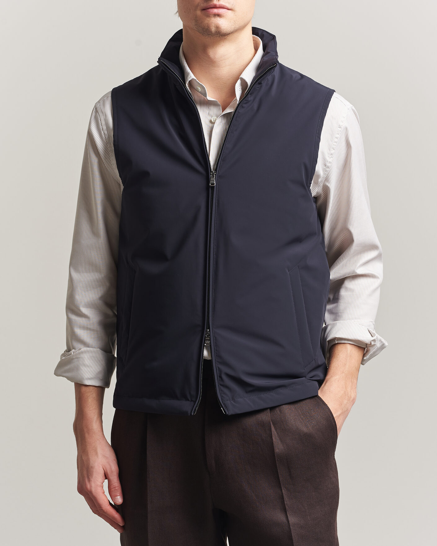 Heren | Gilets | Oscar Jacobson | Light Zipped Waistcoat Navy