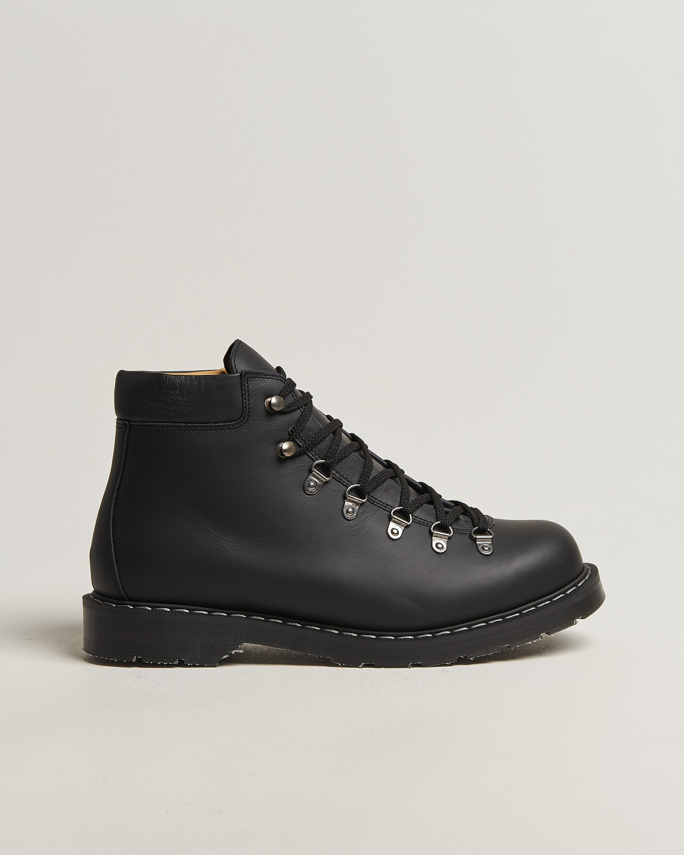 Heren | Laarzen | Solovair | Urban Hiker Boot Black Waxy