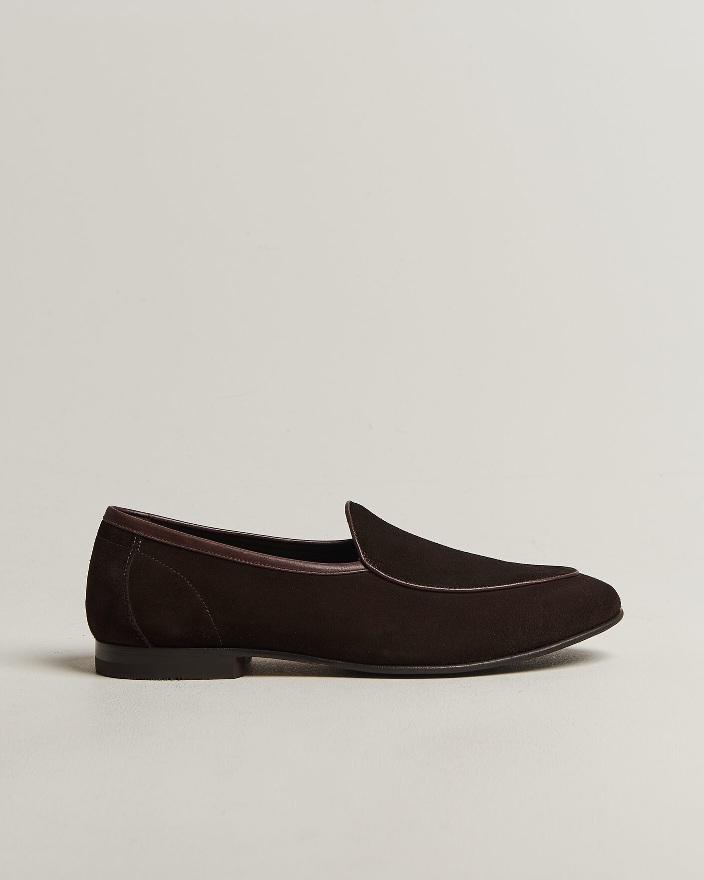 Heren | Instappers | Loake 1880 | Belgrave Suede Belgian Loafer Dark Brown