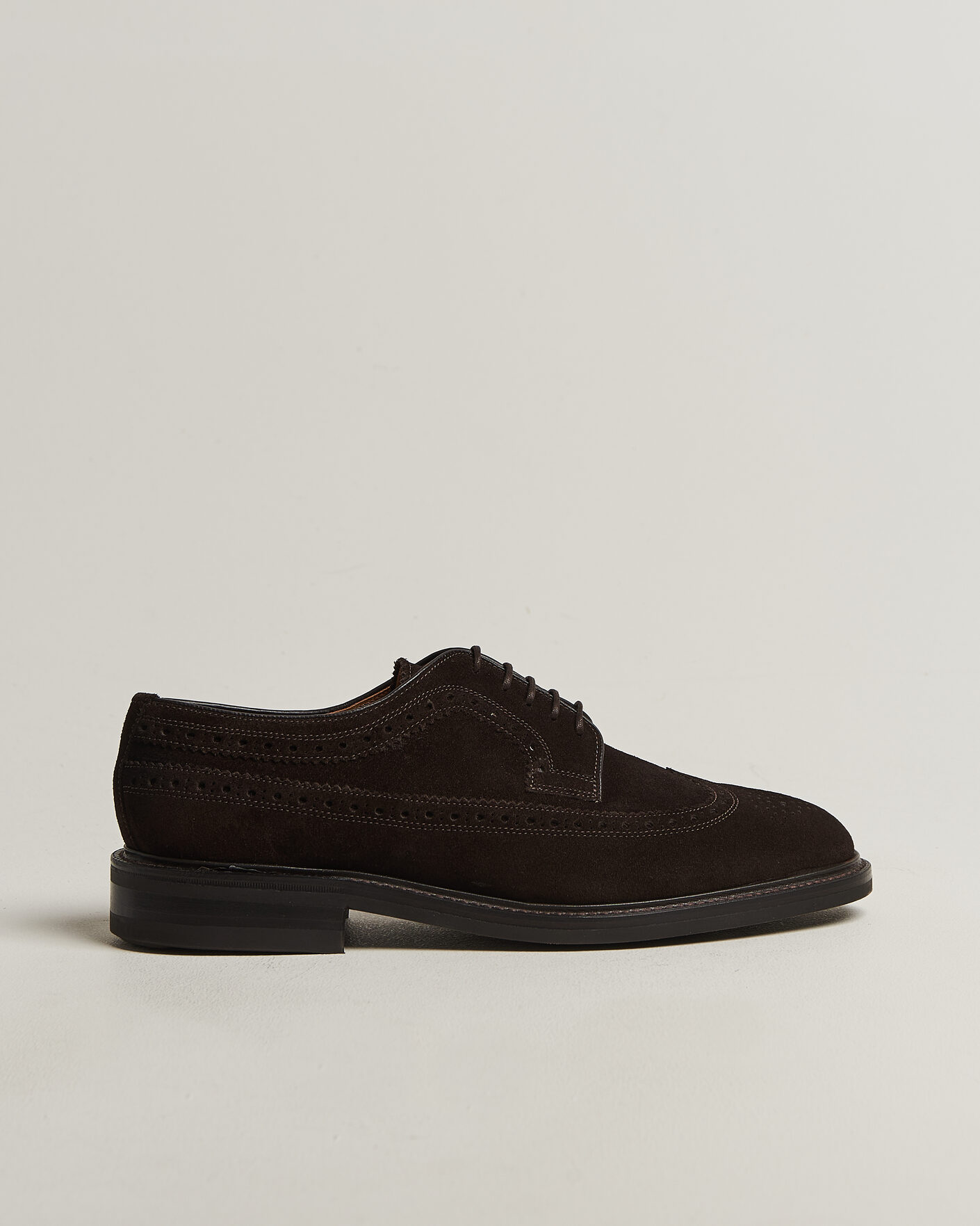 Heren | Derby schoenen | Loake 1880 | Sovereign Longwing Suede Derby Dark Brown