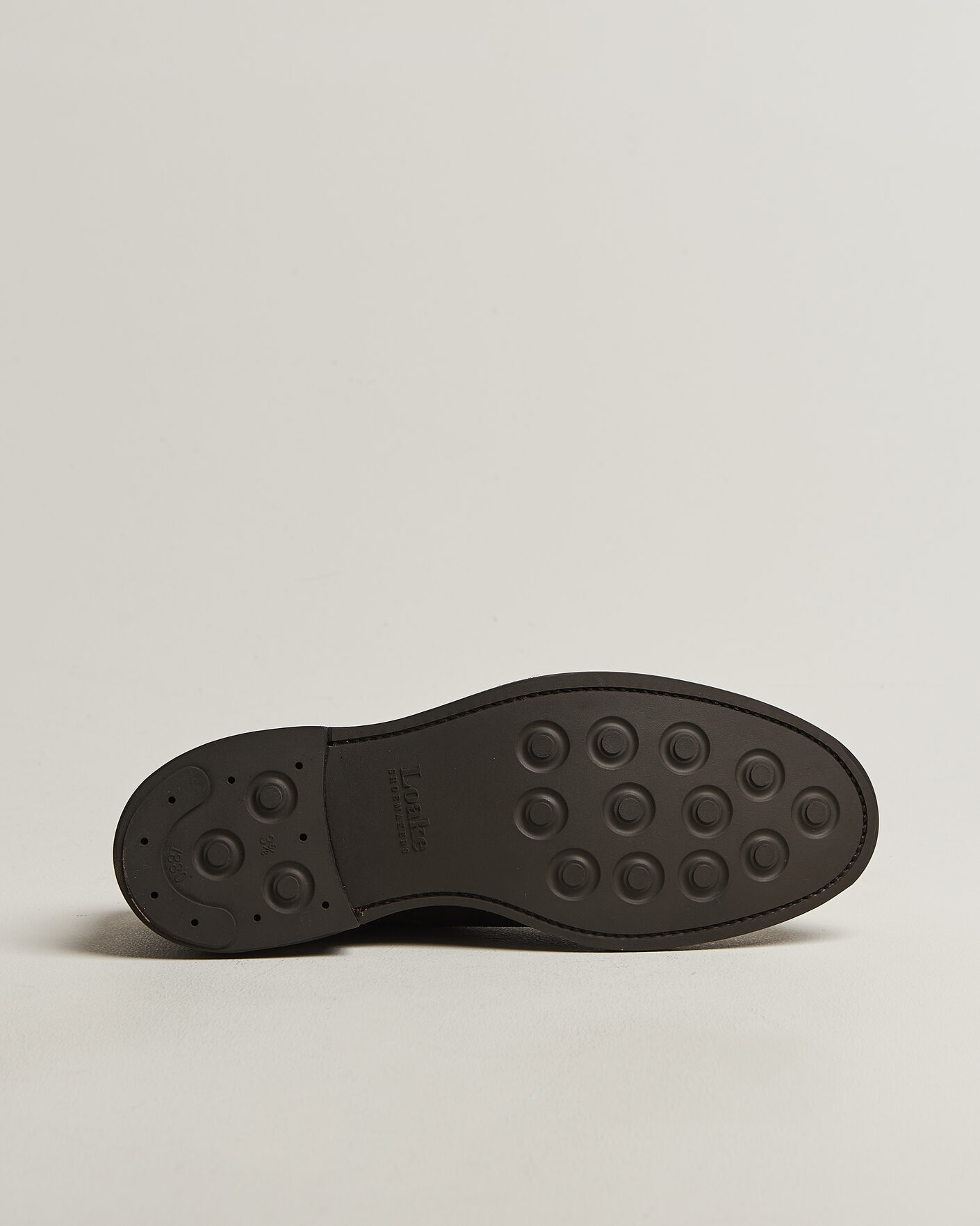 Heren | Derby schoenen | Loake 1880 | Barbican Suede Derby Dark Brown