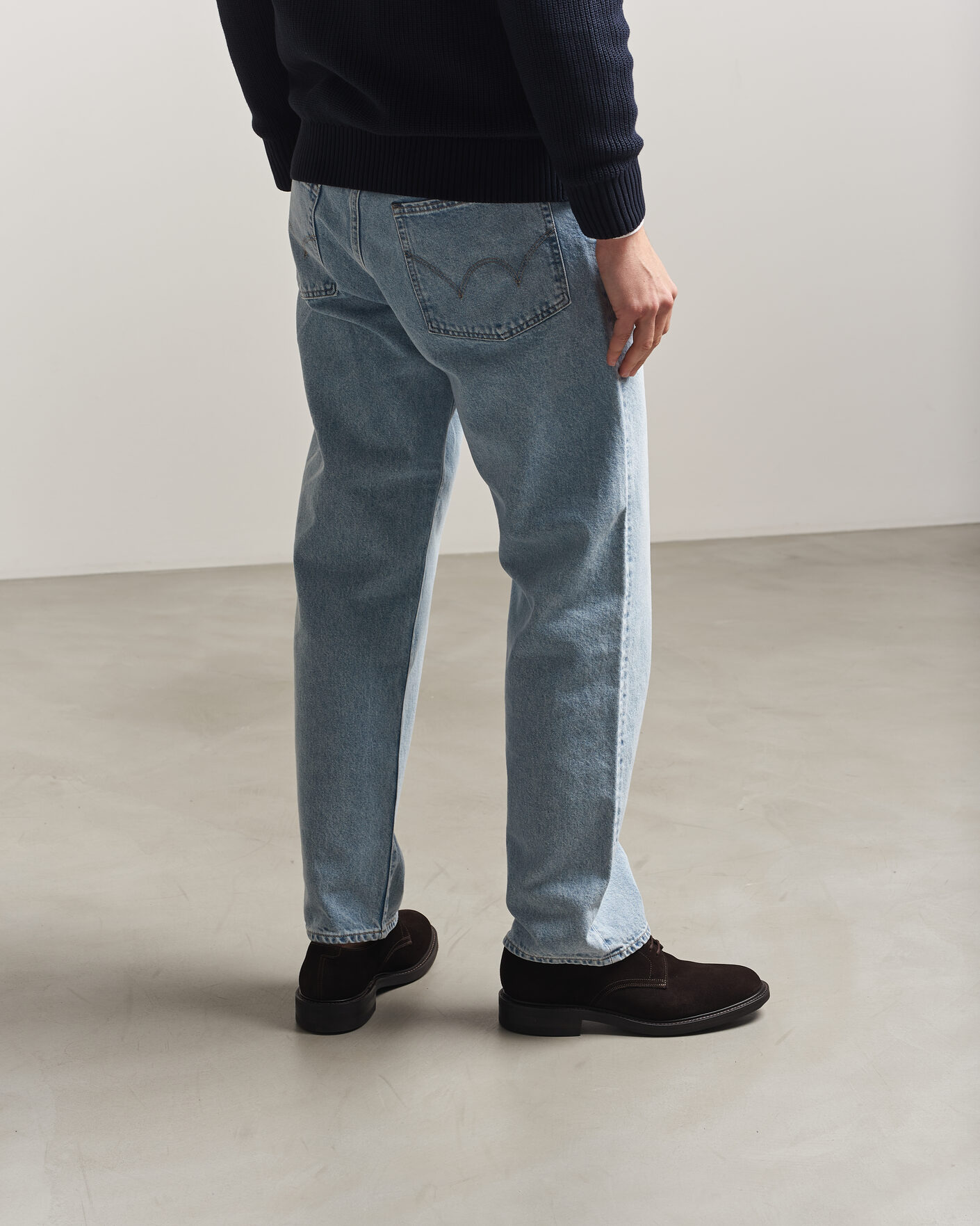 Heren | Derby schoenen | Loake 1880 | Barbican Suede Derby Dark Brown