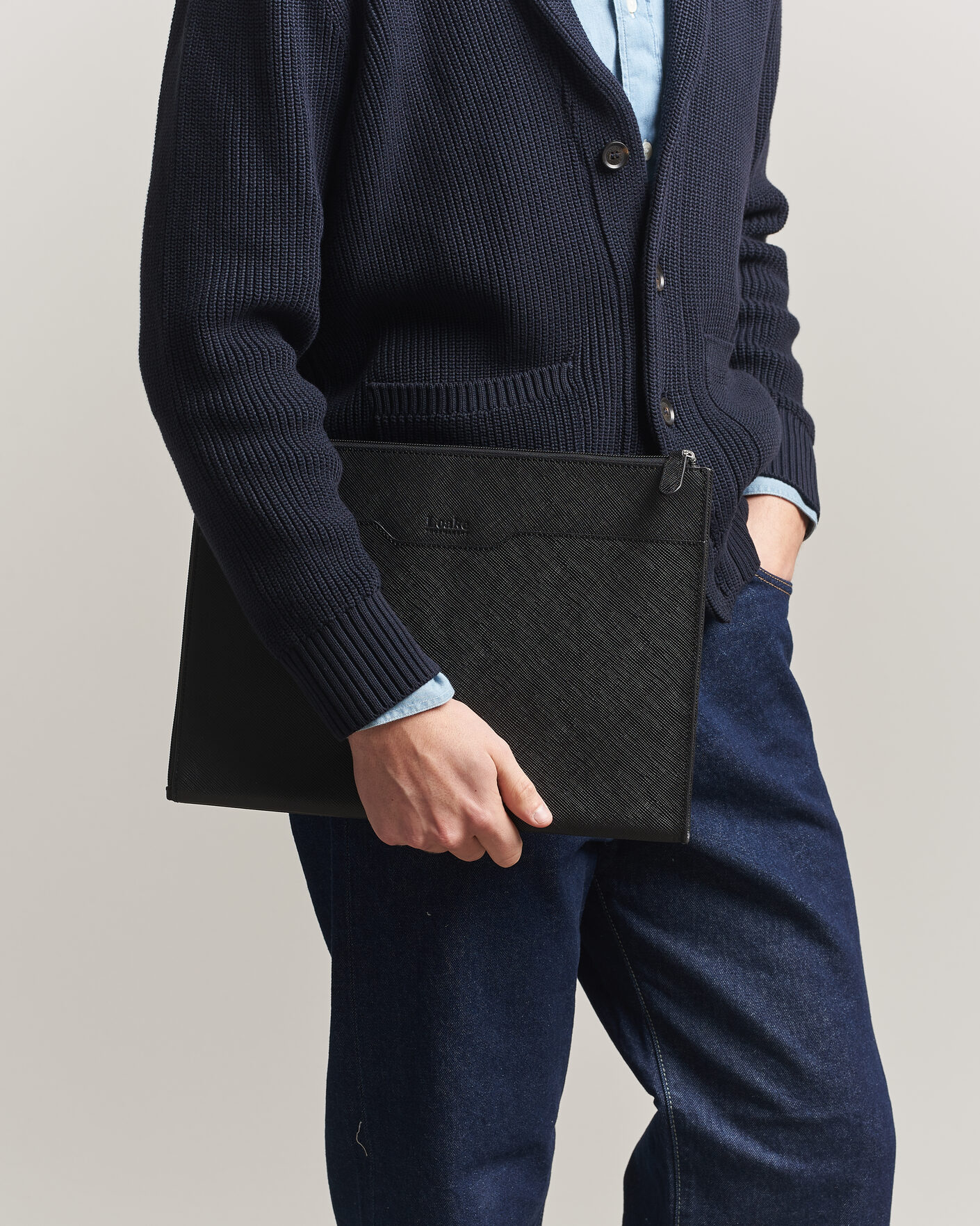 Heren | Tassen | Loake Shoemakers | Gresham Grain Leather Laptop Cover Black