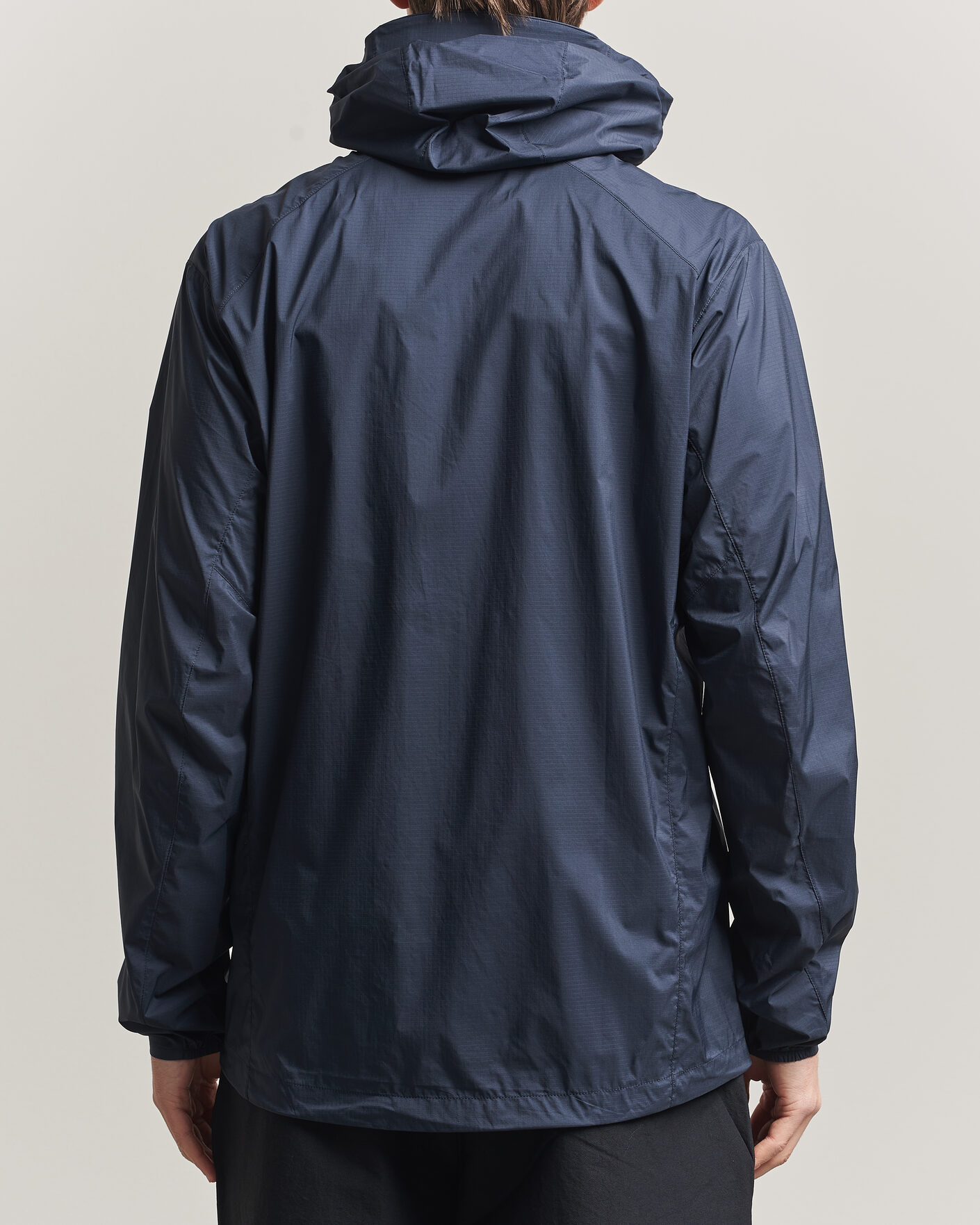 Heren | Jassen | Arc'teryx | Squamish Lightweight Hooded Jacket Black Sapphire