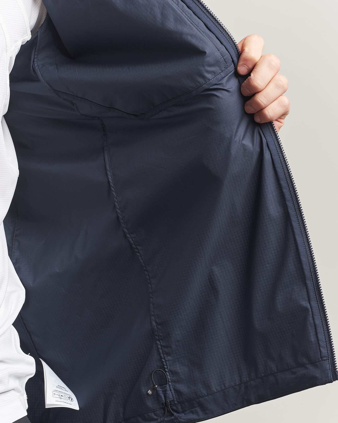 Heren | Jassen | Arc'teryx | Squamish Lightweight Hooded Jacket Black Sapphire