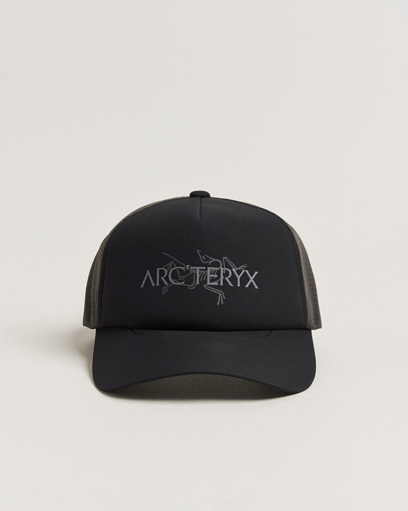 Heren | Hoeden en petten | Arc'teryx | Bird Word Trucker Cap Black/Cloud