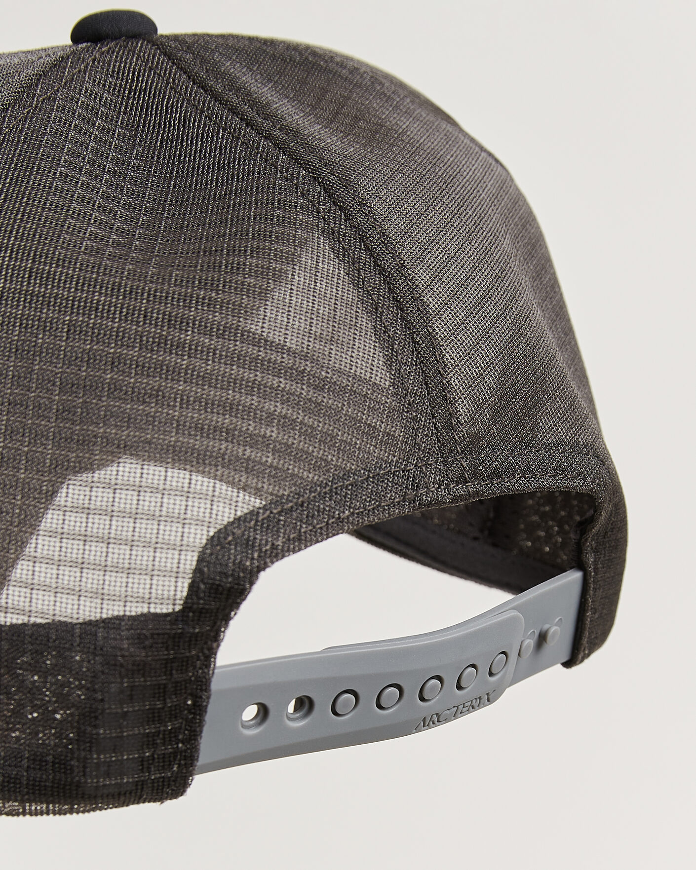 Heren | Hoeden en petten | Arc'teryx | Bird Word Trucker Cap Black/Cloud