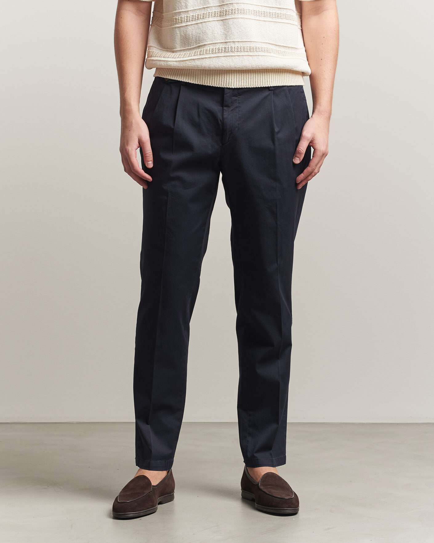 Heren | Broeken | Briglia 1949 | Easy Fit Pleated Cotton Stretch Chino Navy