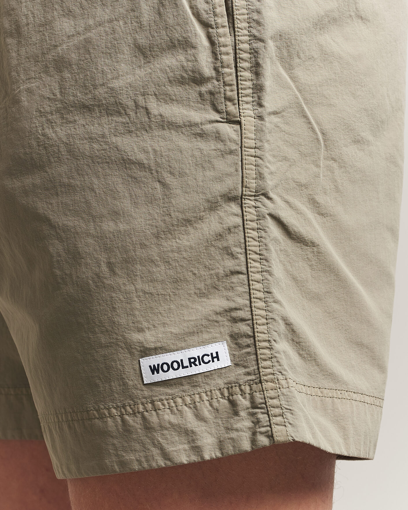 Heren | Zwembroek | Woolrich | Solid Garment Dyed Swimshorts Smokey Olive
