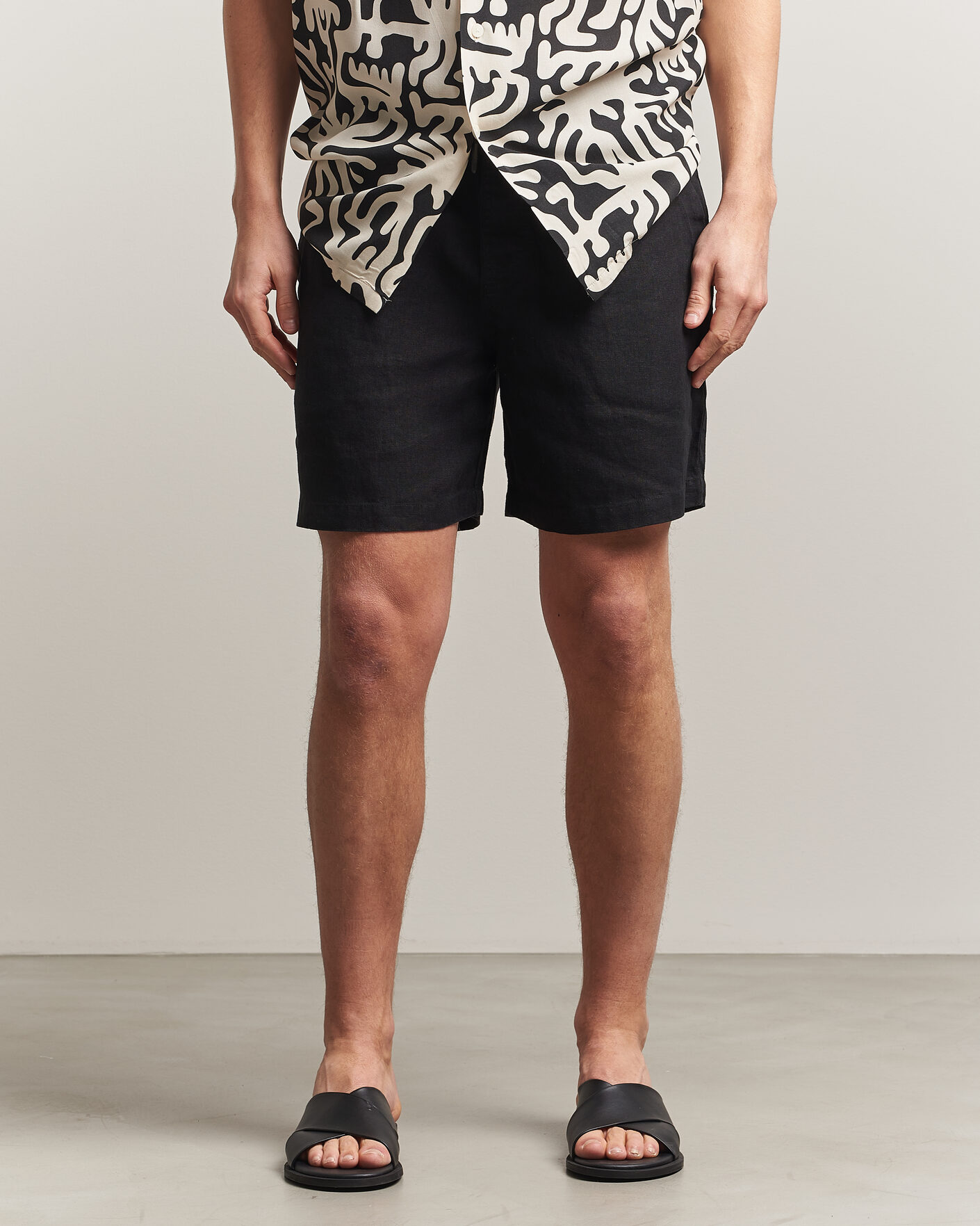 Heren | Korte broek | OAS | Porto Linen Shorts Black