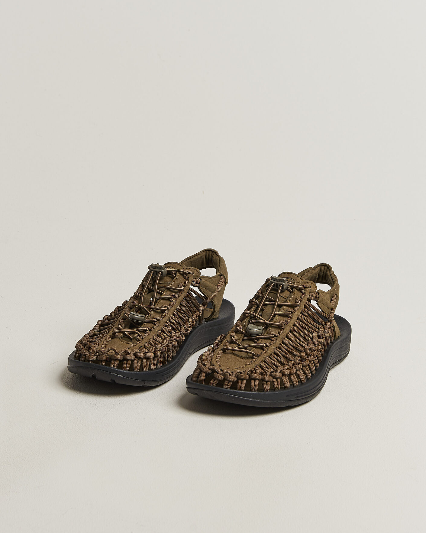 Heren | Sandalen slides | KEEN | Uneek Sneaker Sandal Dark Olive