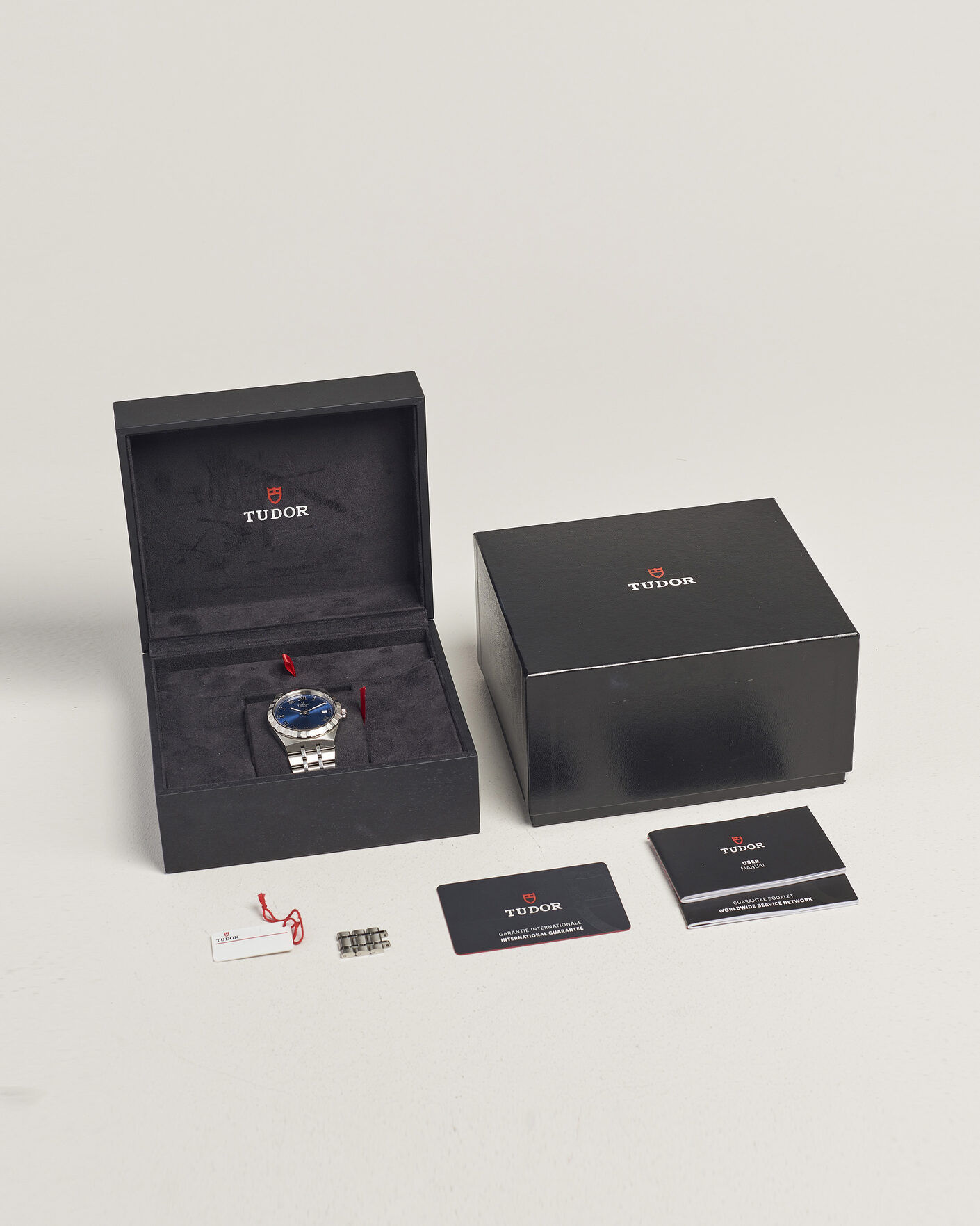 Heren | Tudor Pre-Owned Royal 38 | Tudor Pre-Owned | Royal 38