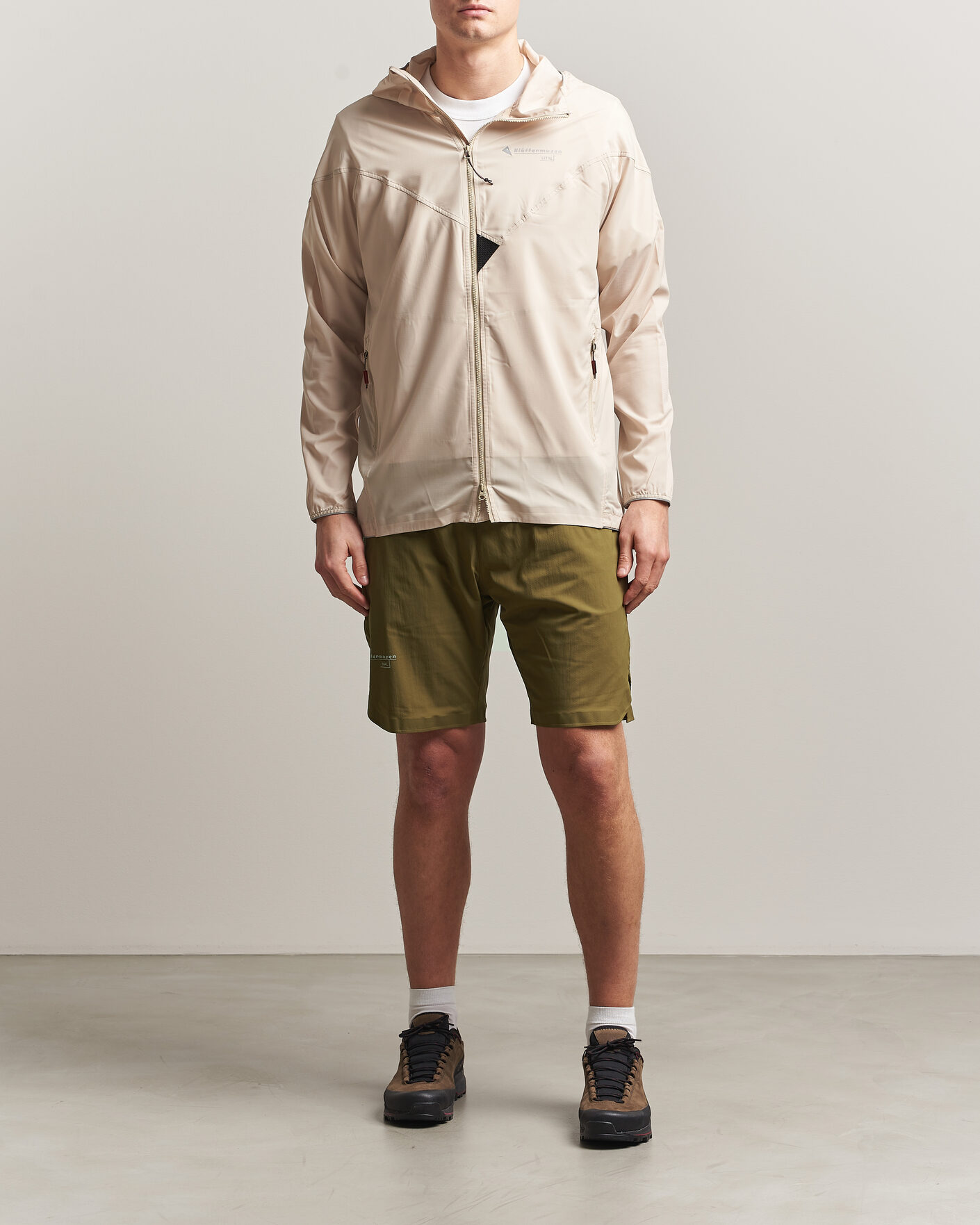 Heren | Jassen | Klättermusen | Eitre Zip Hood Windbreaker Jacket Clay