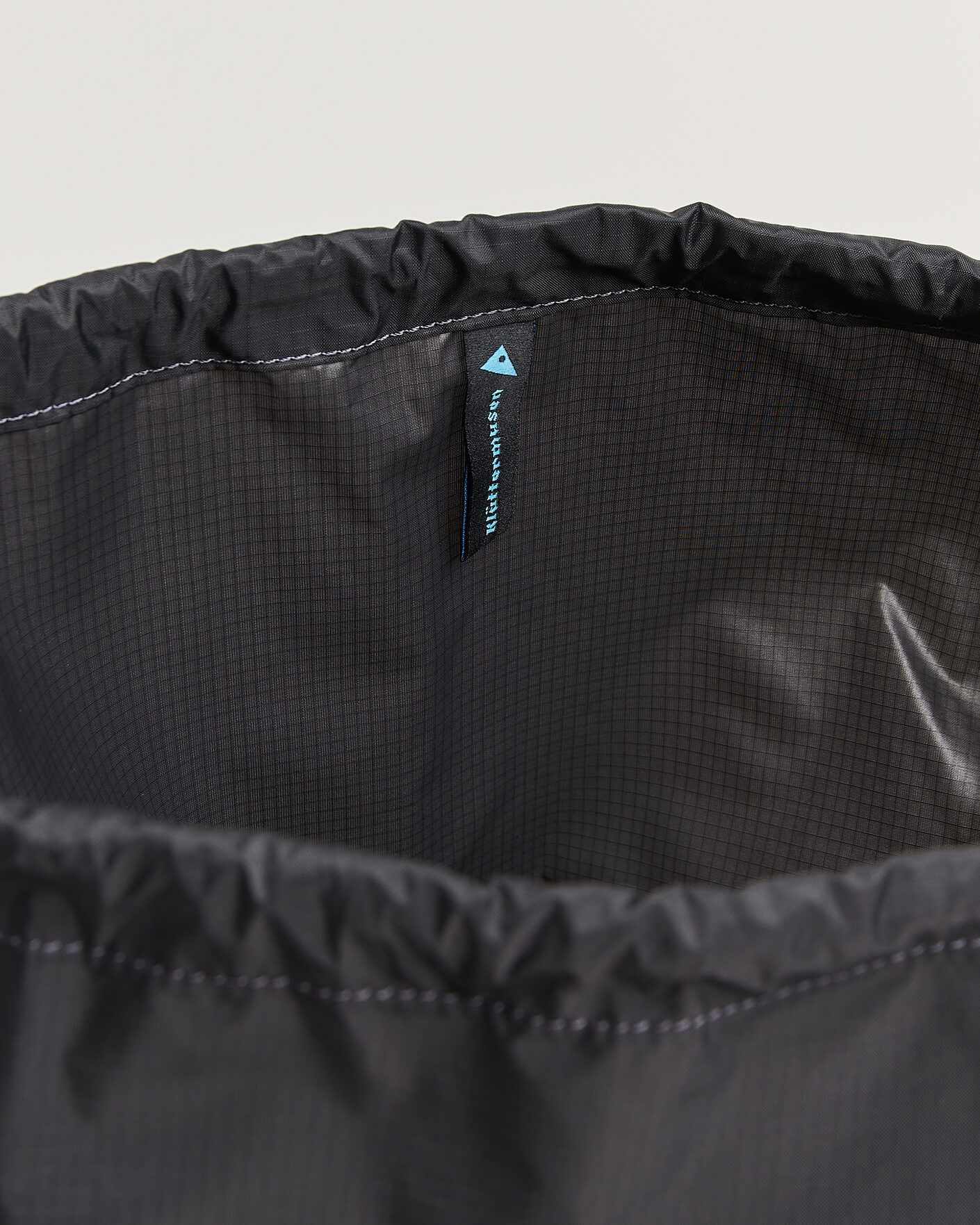 Heren | Tassen | Klättermusen | Algir Sack Pack Raven