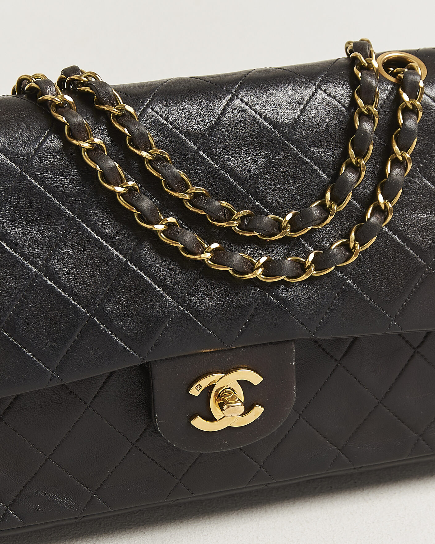 Heren | Pre-Owned & Vintage Bags | Chanel Pre-Owned | Classic Medium Double Flap Bag Black