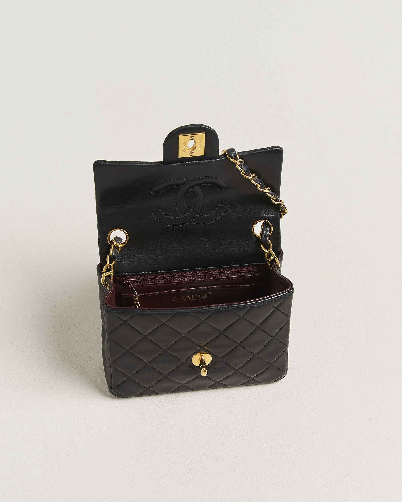 Heren | Pre-Owned & Vintage Bags | Chanel Pre-Owned | Classic Mini Single Flap Square Bag Black