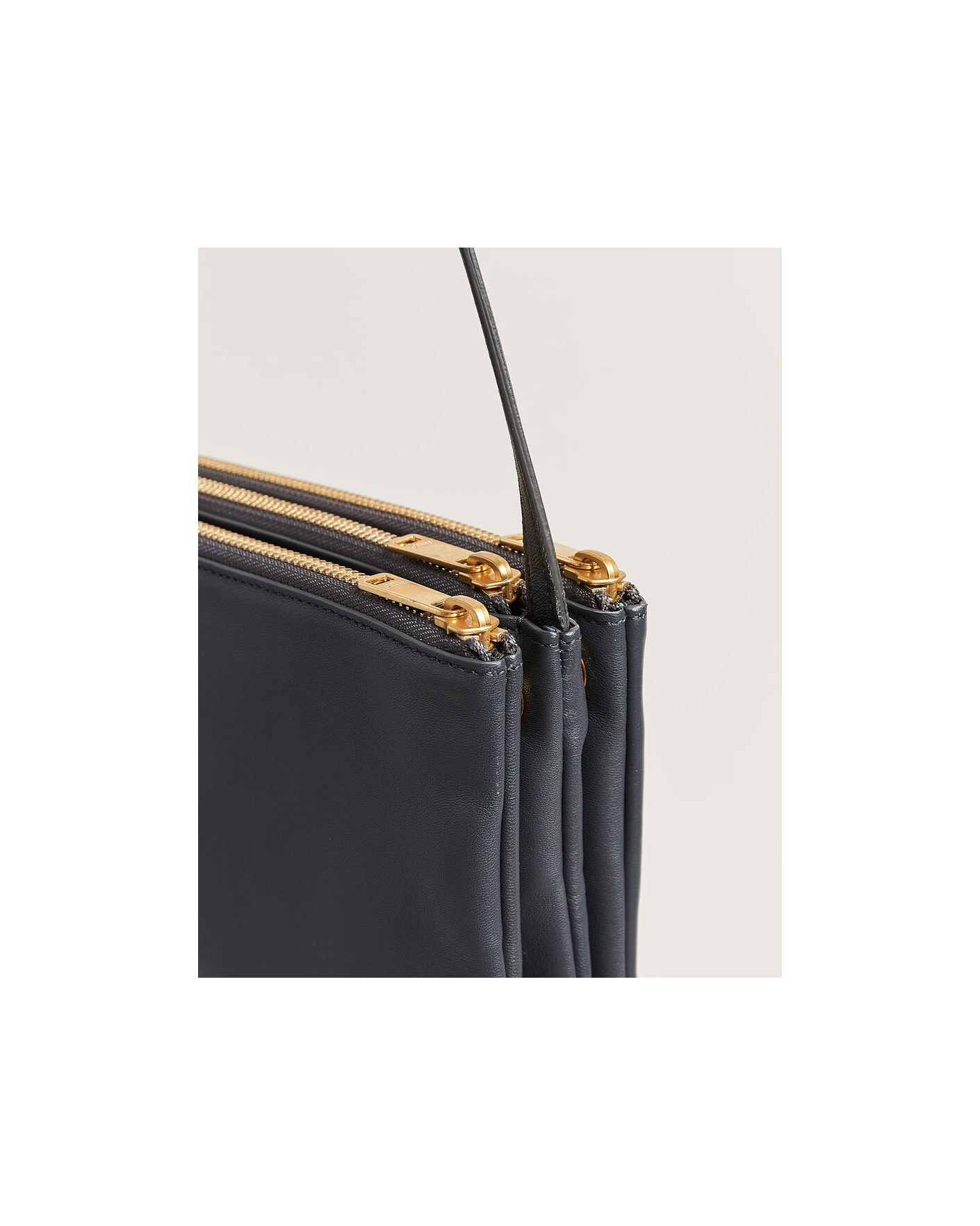 Heren | Pre-Owned & Vintage Bags | Celine Pre-Owned | Trio Bag Small Leather Grey