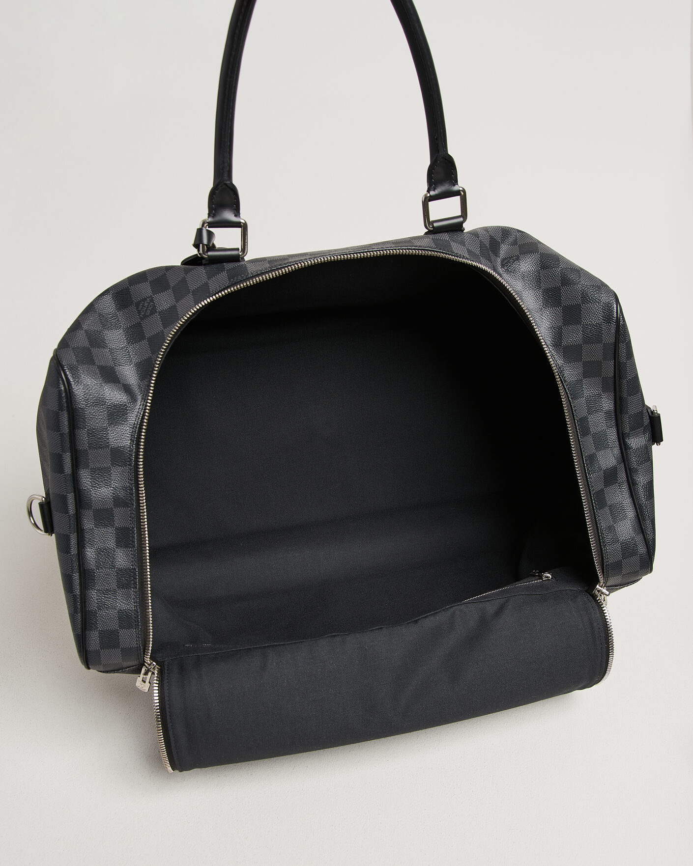 Heren | Pre-Owned & Vintage Bags | Louis Vuitton Pre-Owned | Roadster 50 Damier Graphite