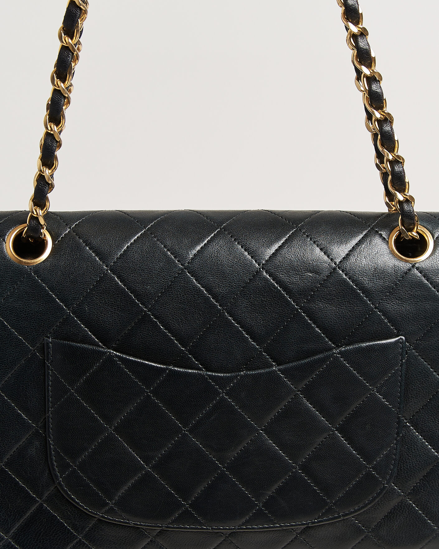 Heren | Pre-Owned & Vintage Bags | Chanel Pre-Owned | Classic Medium Double Flap Bag Lambskin Black