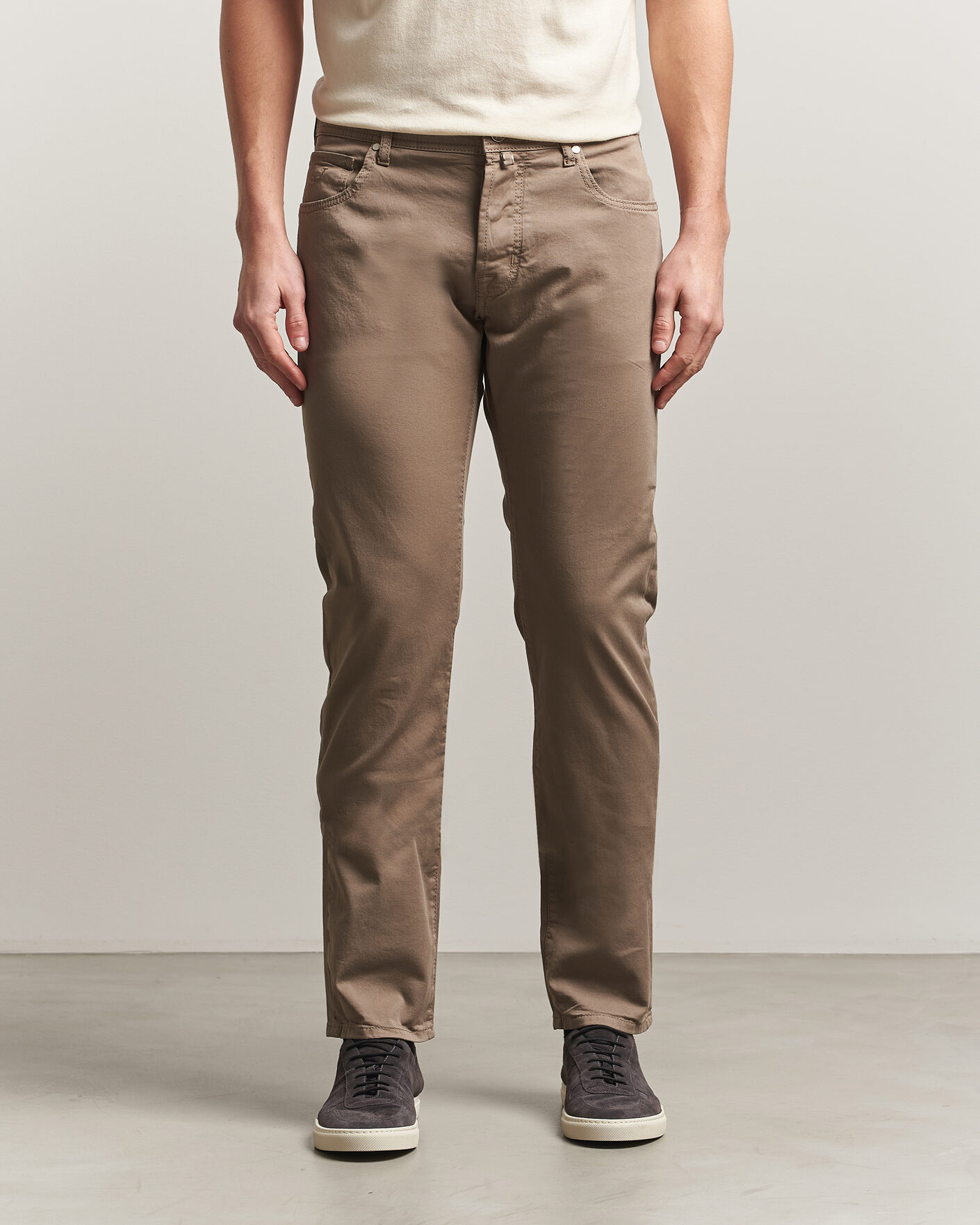 Heren | Broeken | Jacob Cohën | Bard Garment Dyed Gabardine Trousers Khaki Beige